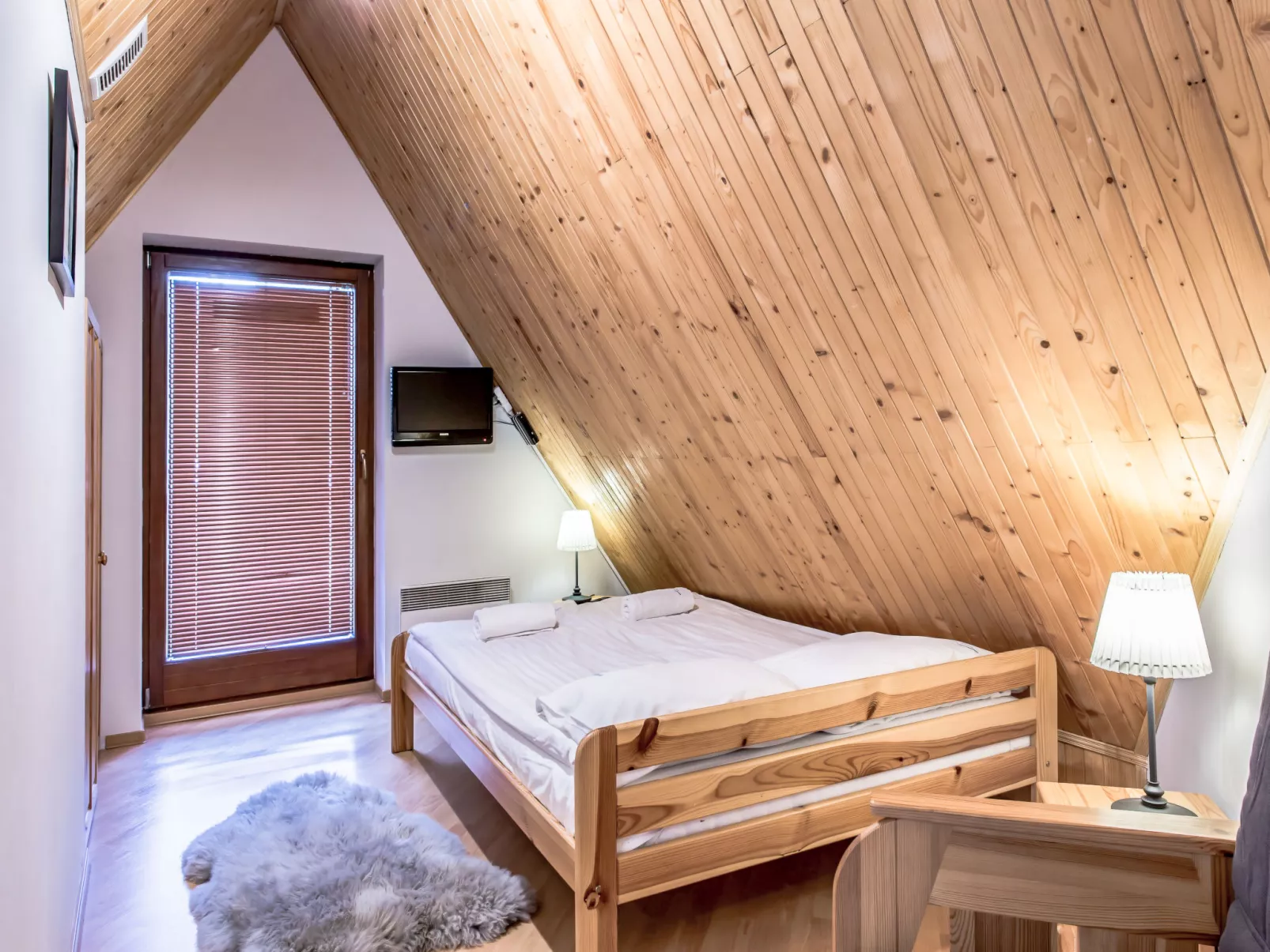 Giewont View-Inside