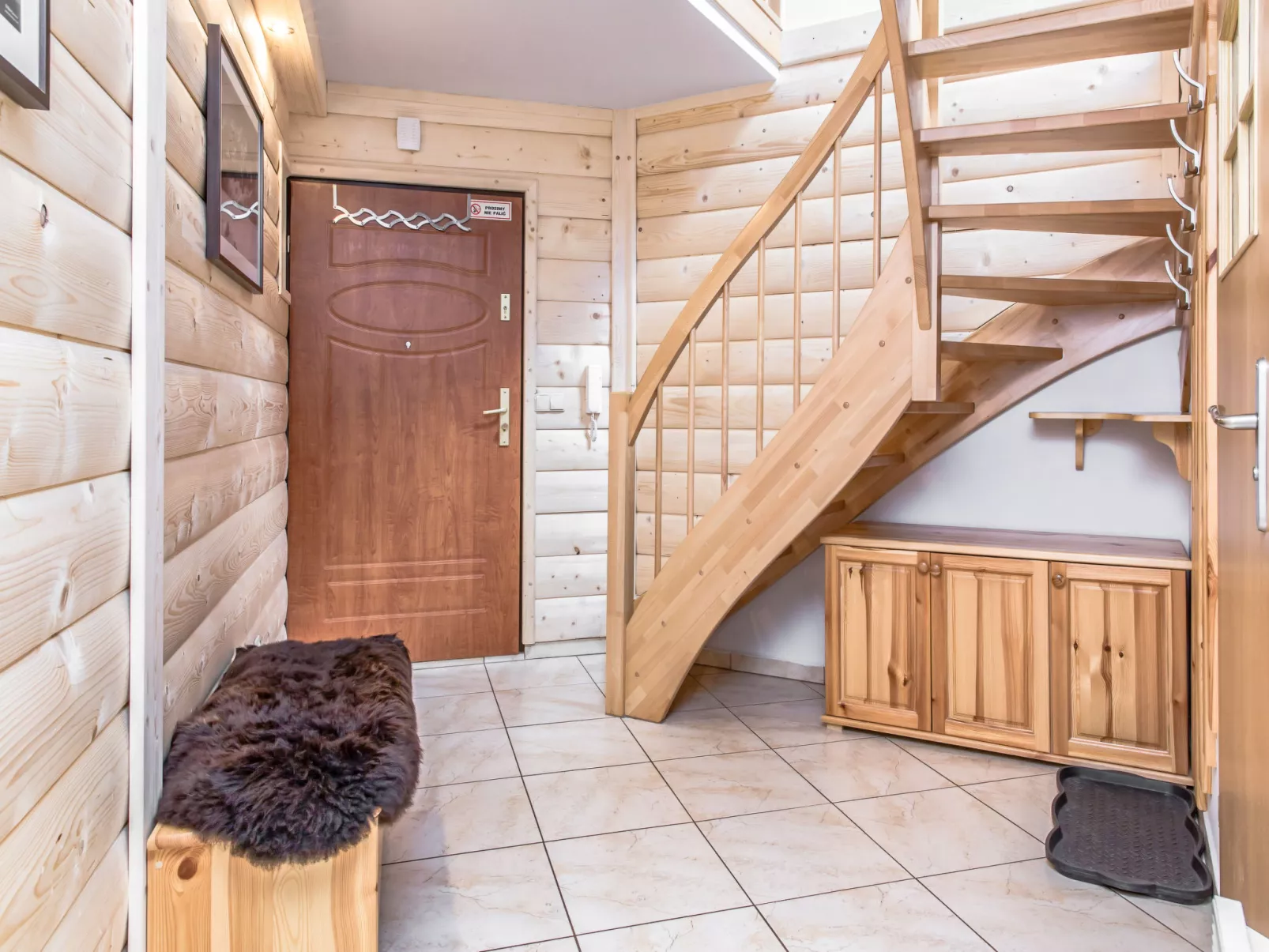 Giewont View-Inside