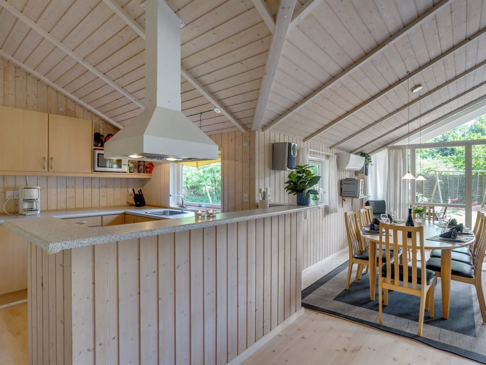 "Sophi" - 425m from the sea-Inside