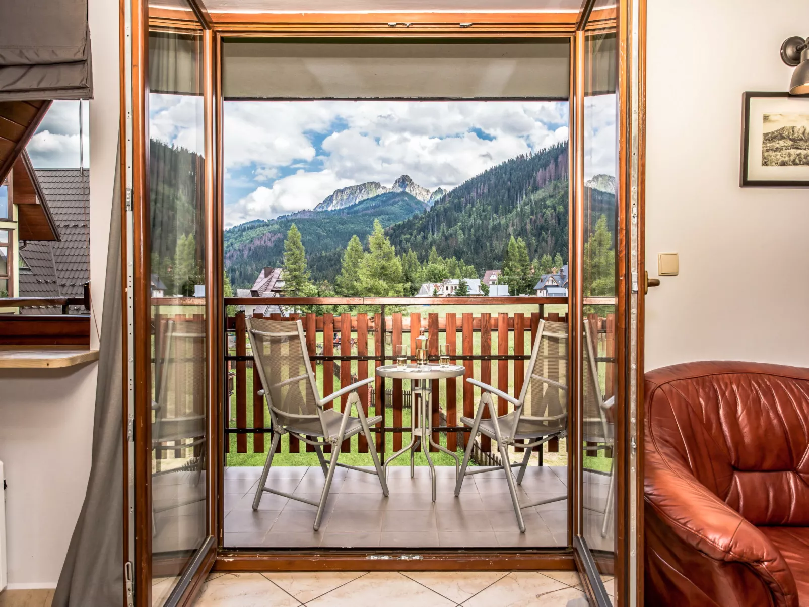 Giewont View-Outside