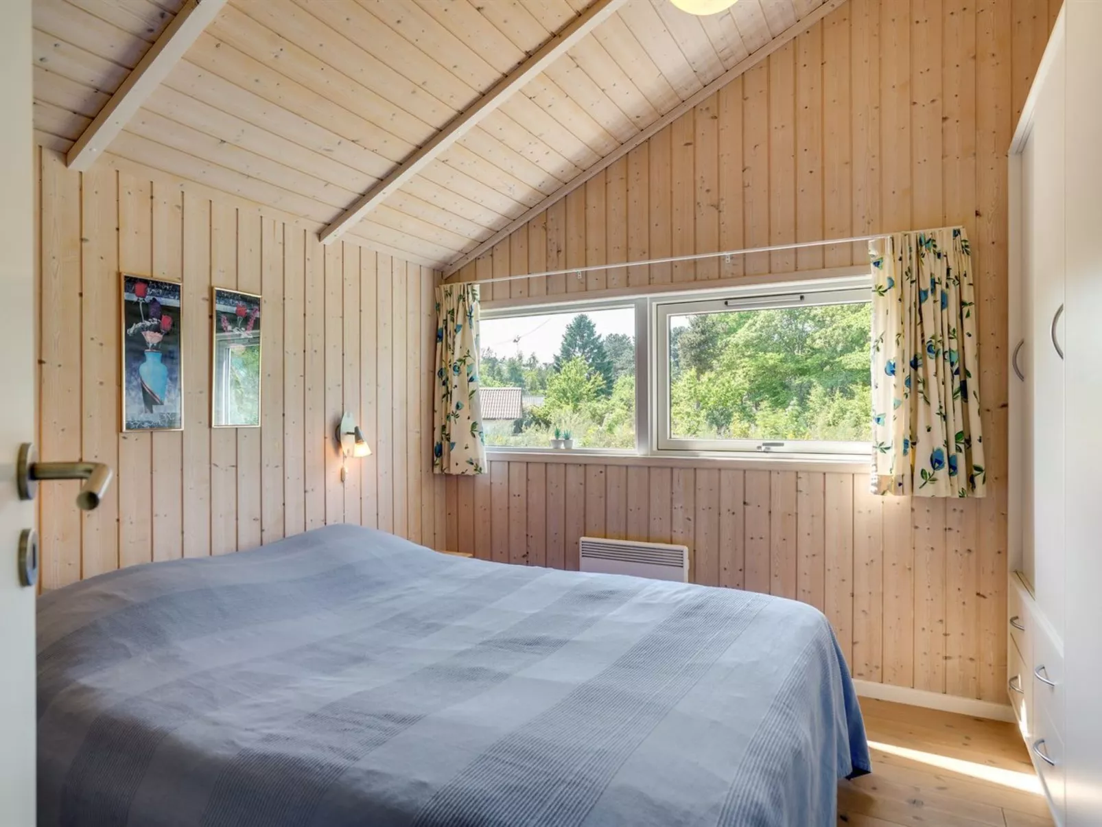 "Sophi" - 425m from the sea-Inside