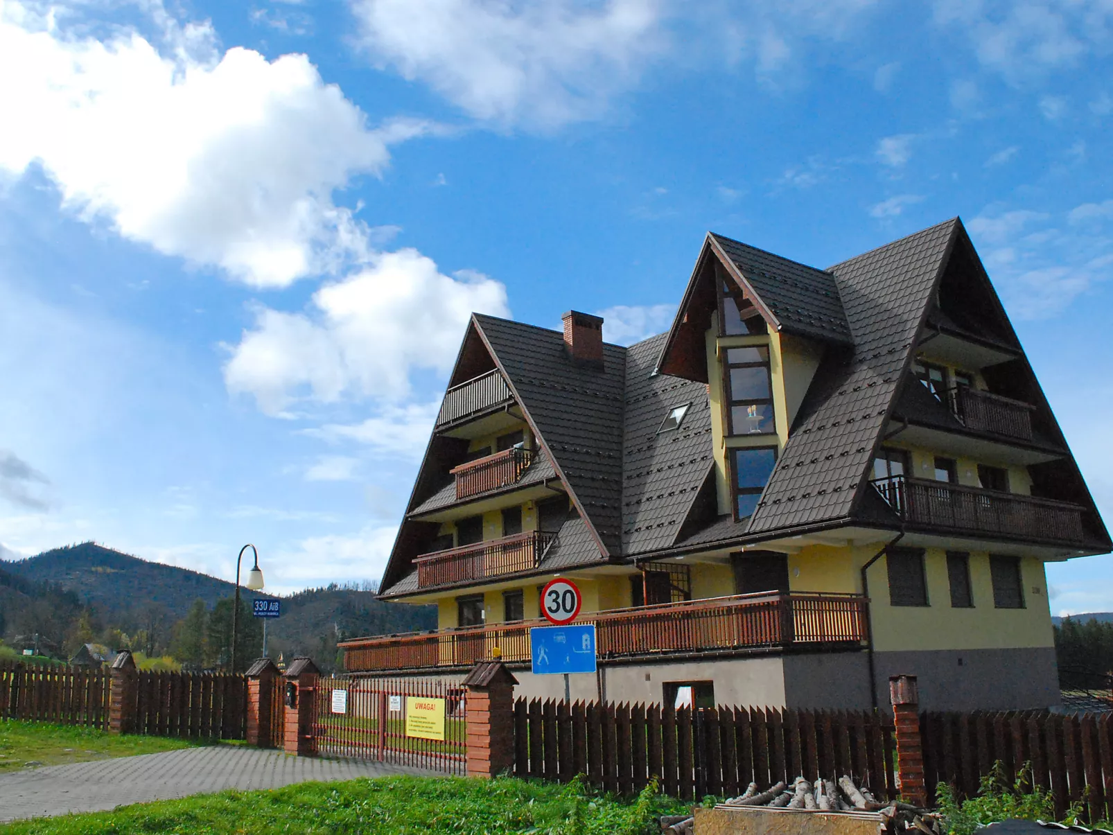 Giewont View-Outside
