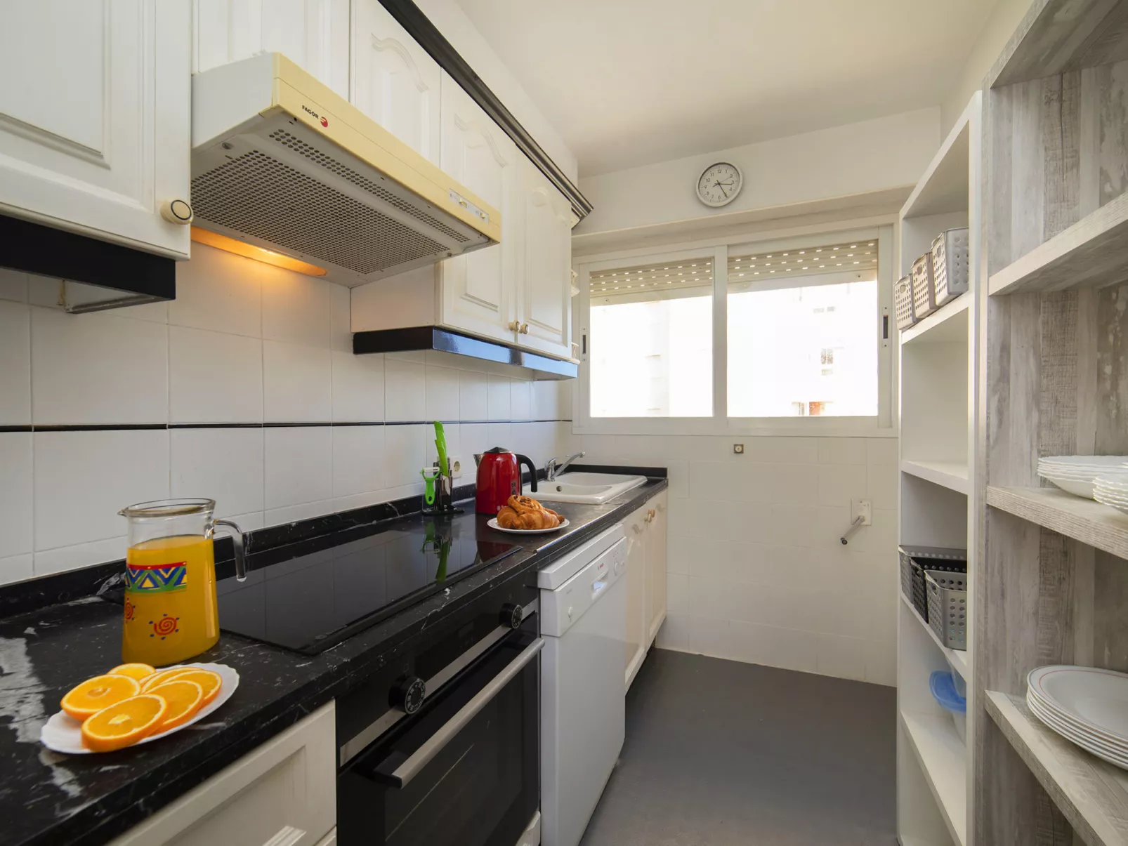 Casita Blanca-Drinnen
