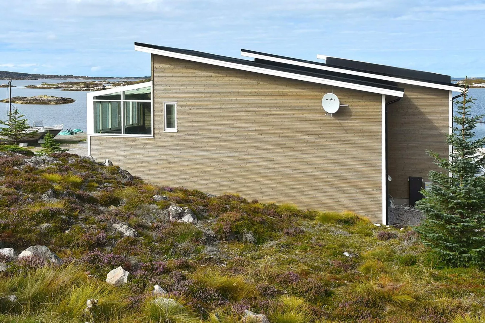 6 person holiday home in Dyrvik