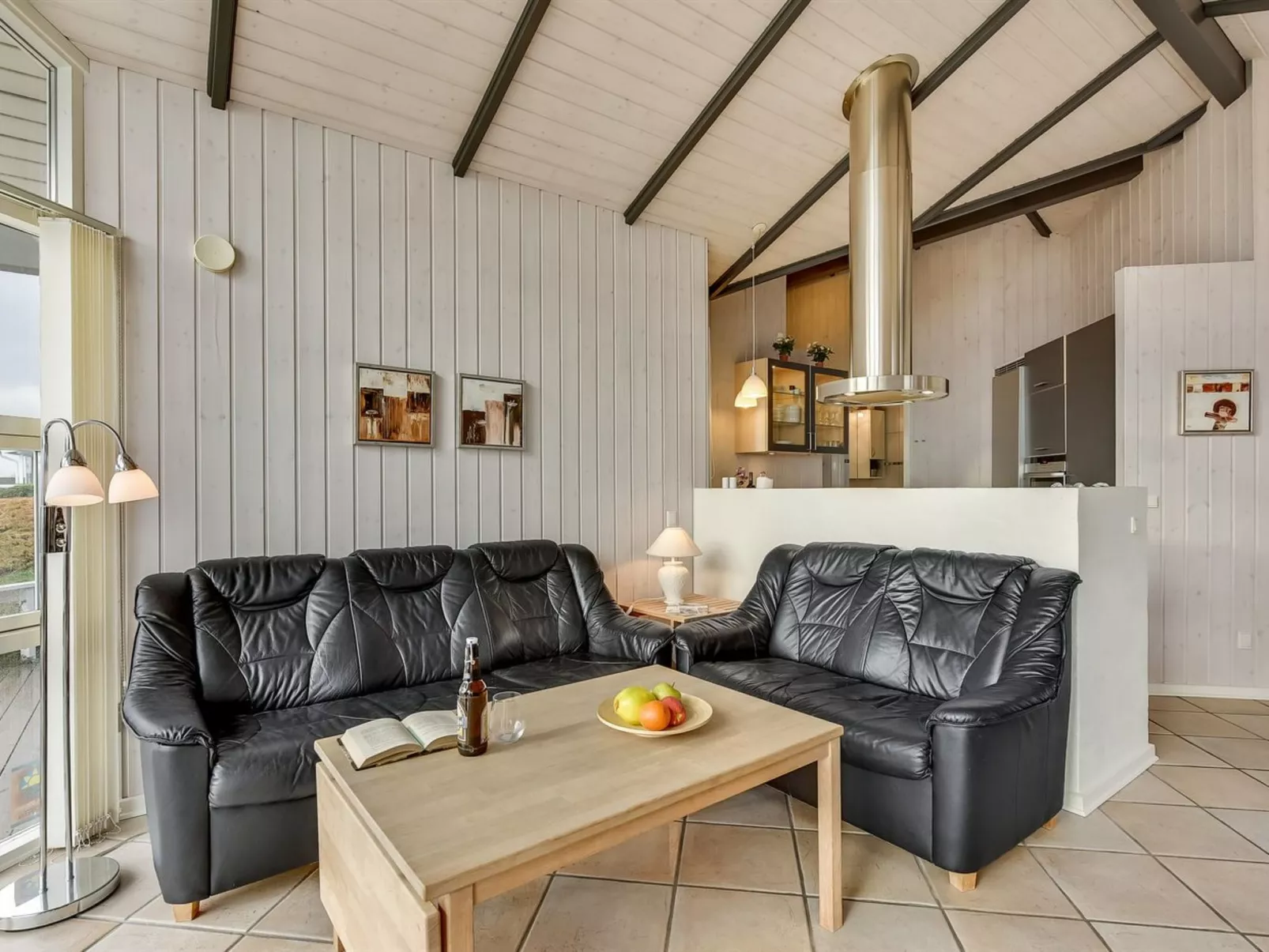 "Maj" - 150m from the sea-Drinnen