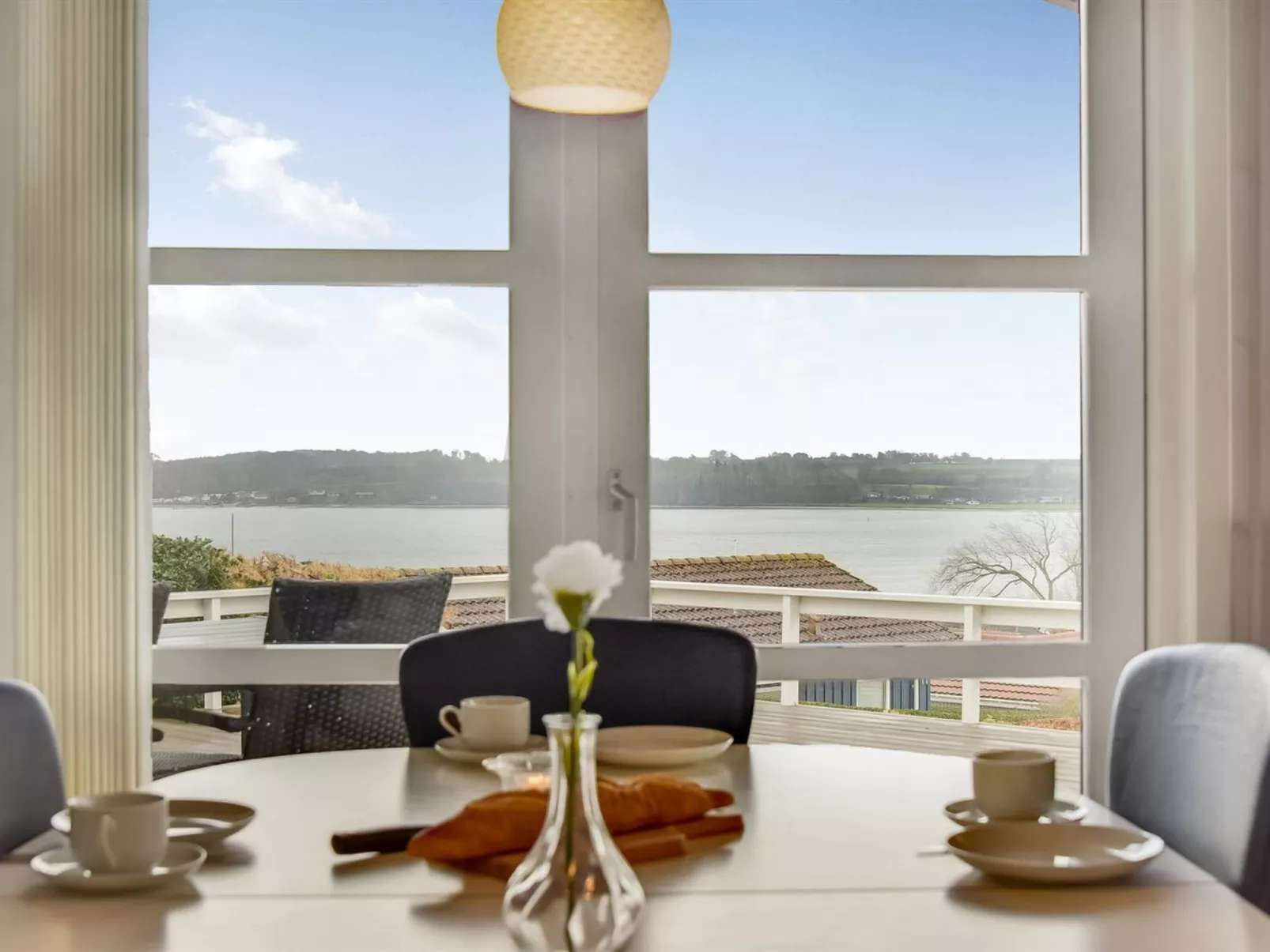 "Maj" - 150m from the sea-Drinnen