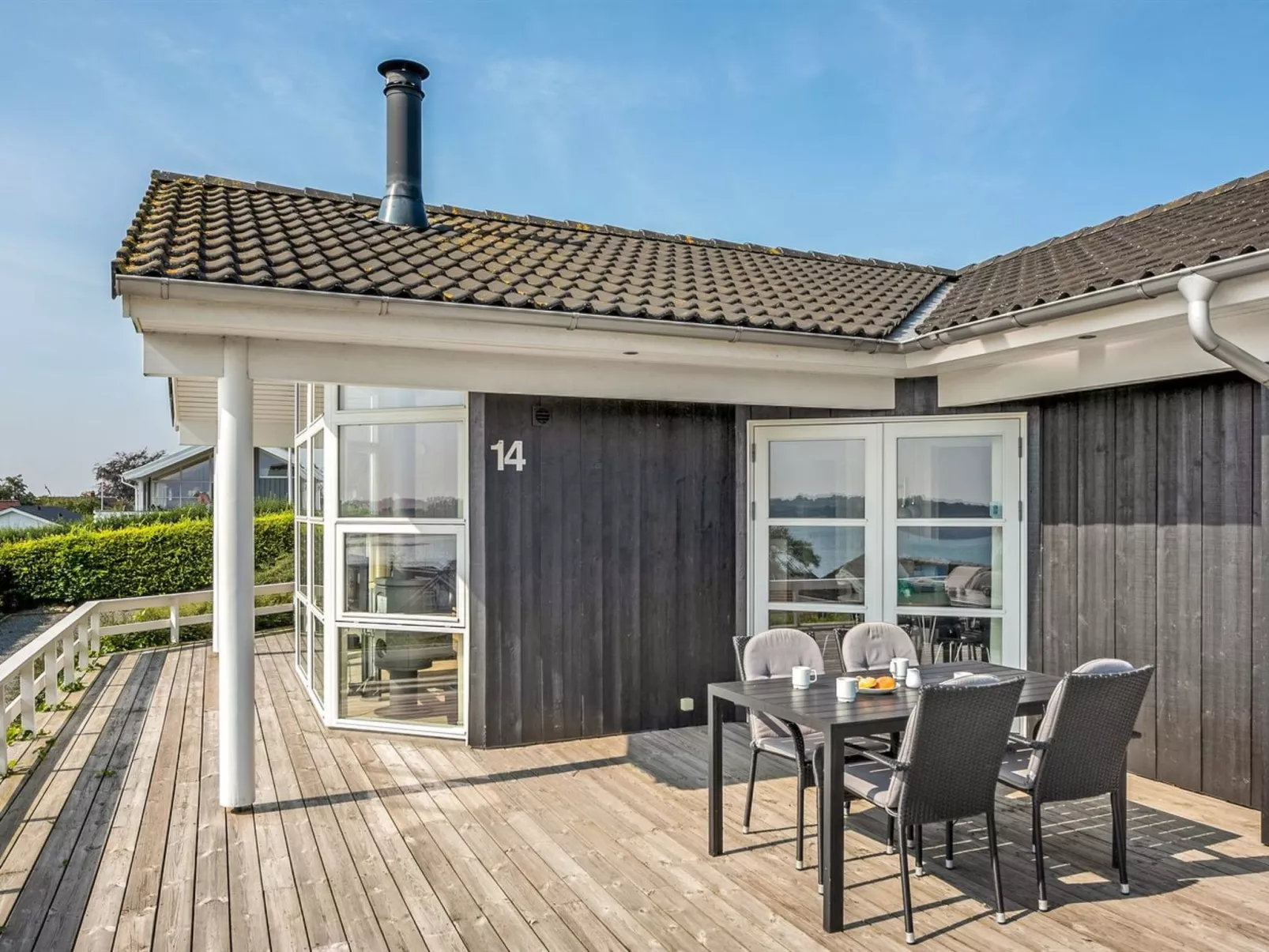 "Maj" - 150m from the sea-Draußen