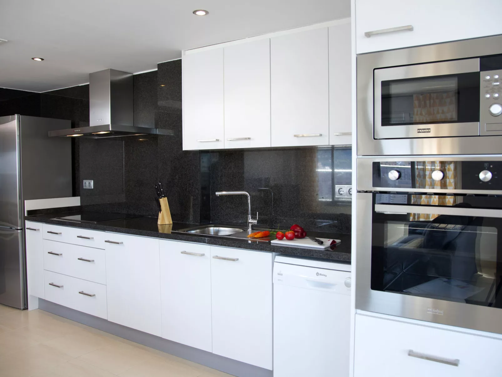 Costa Calpe-Inside