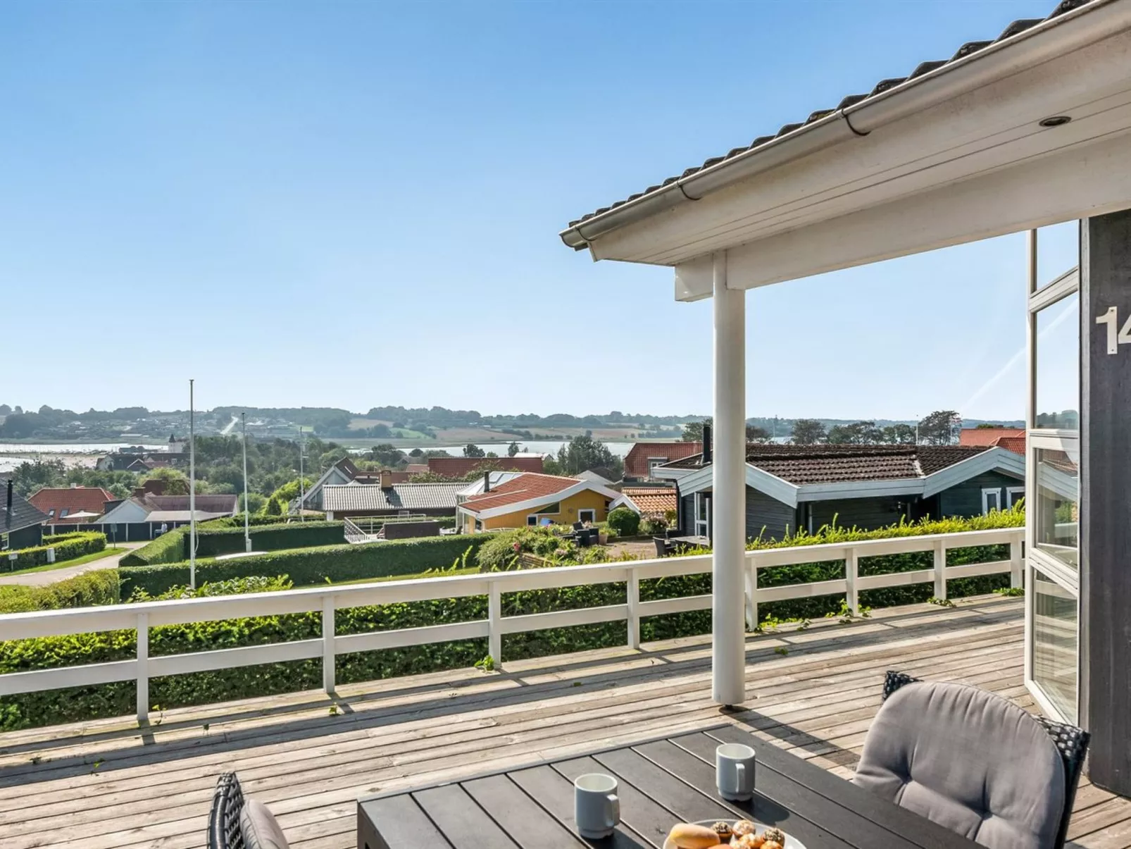 "Maj" - 150m from the sea-Draußen
