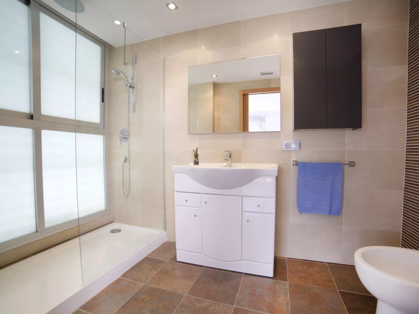 Costa Calpe-Inside