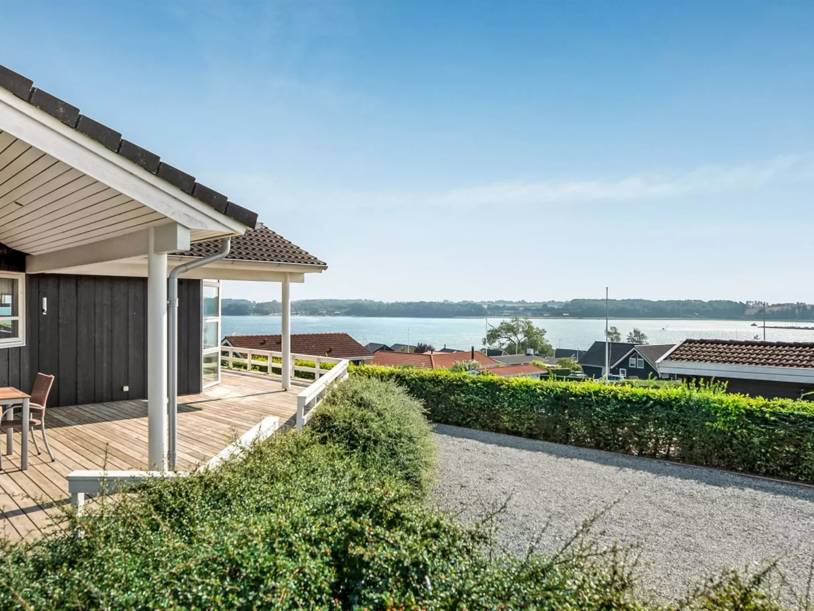 "Maj" - 150m from the sea-Draußen