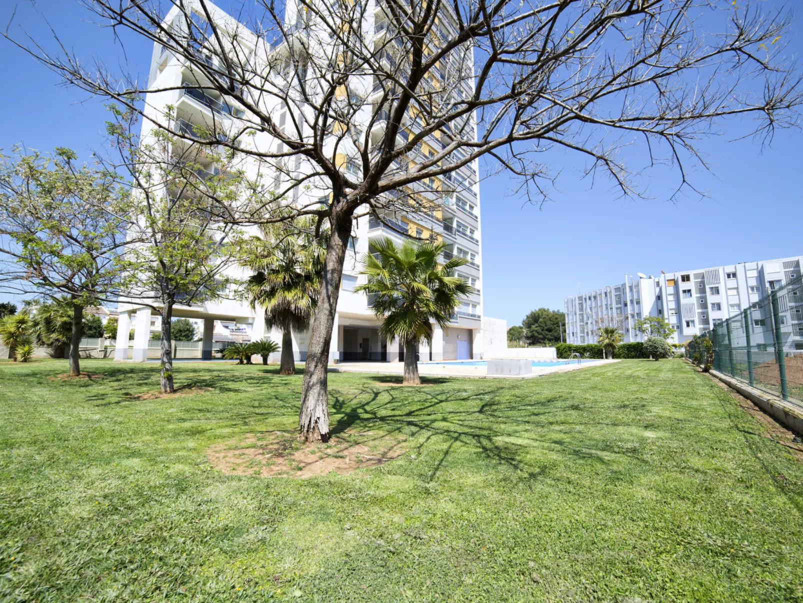Costa Calpe-Outside
