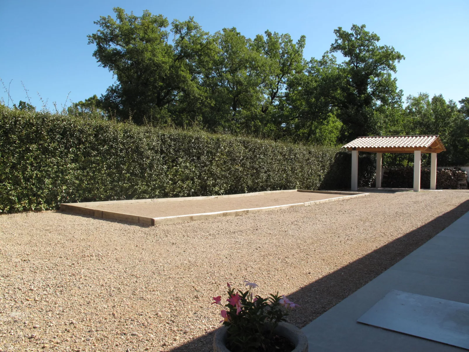 Villa D'Allongue-Outside