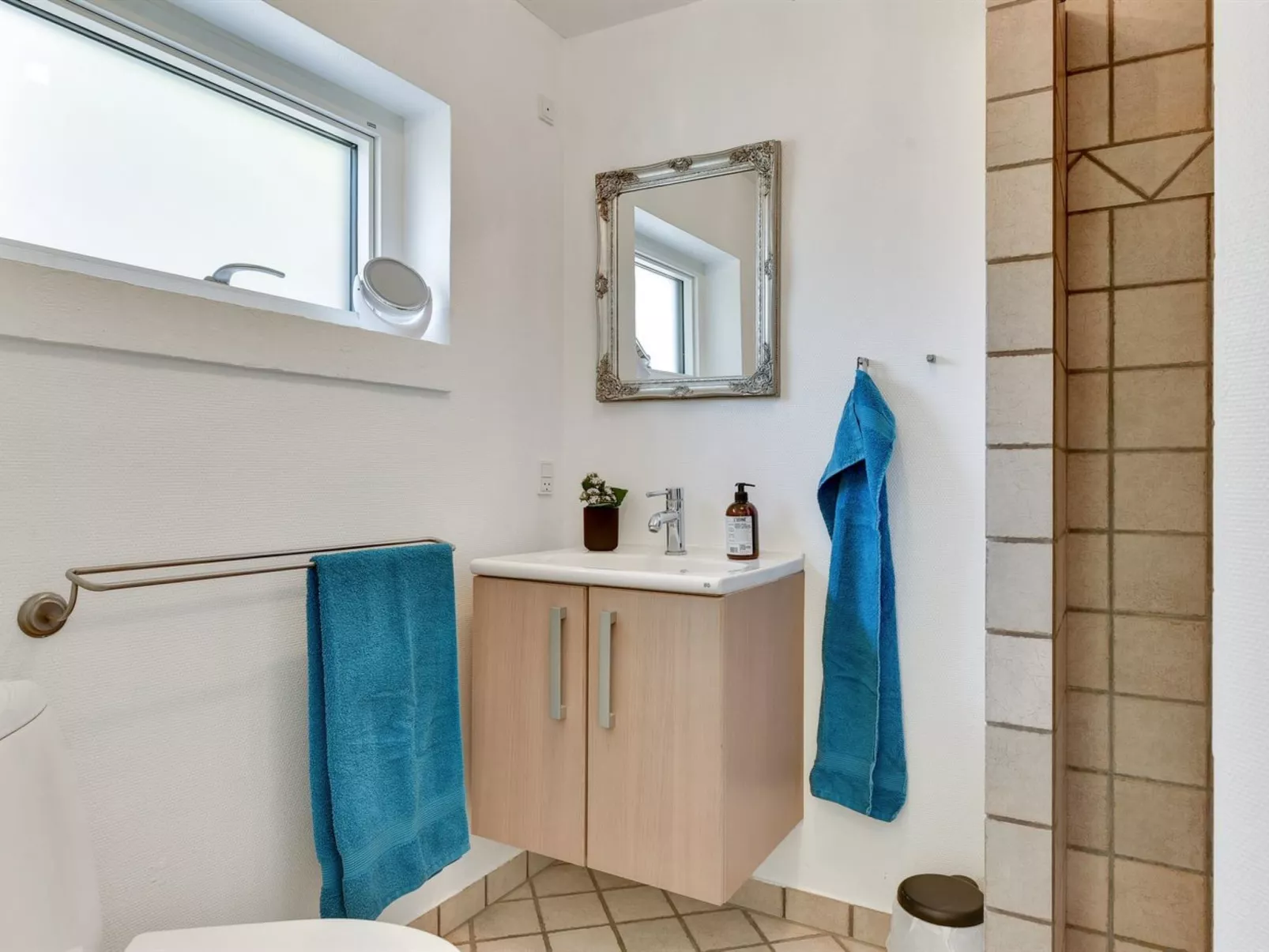 "Groa" - 200m from the sea-Inside