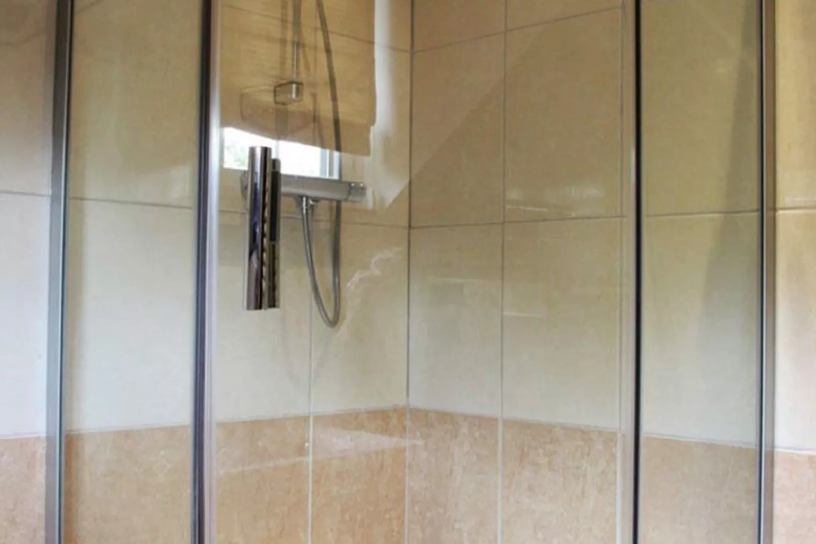La Capucine-Bathroom