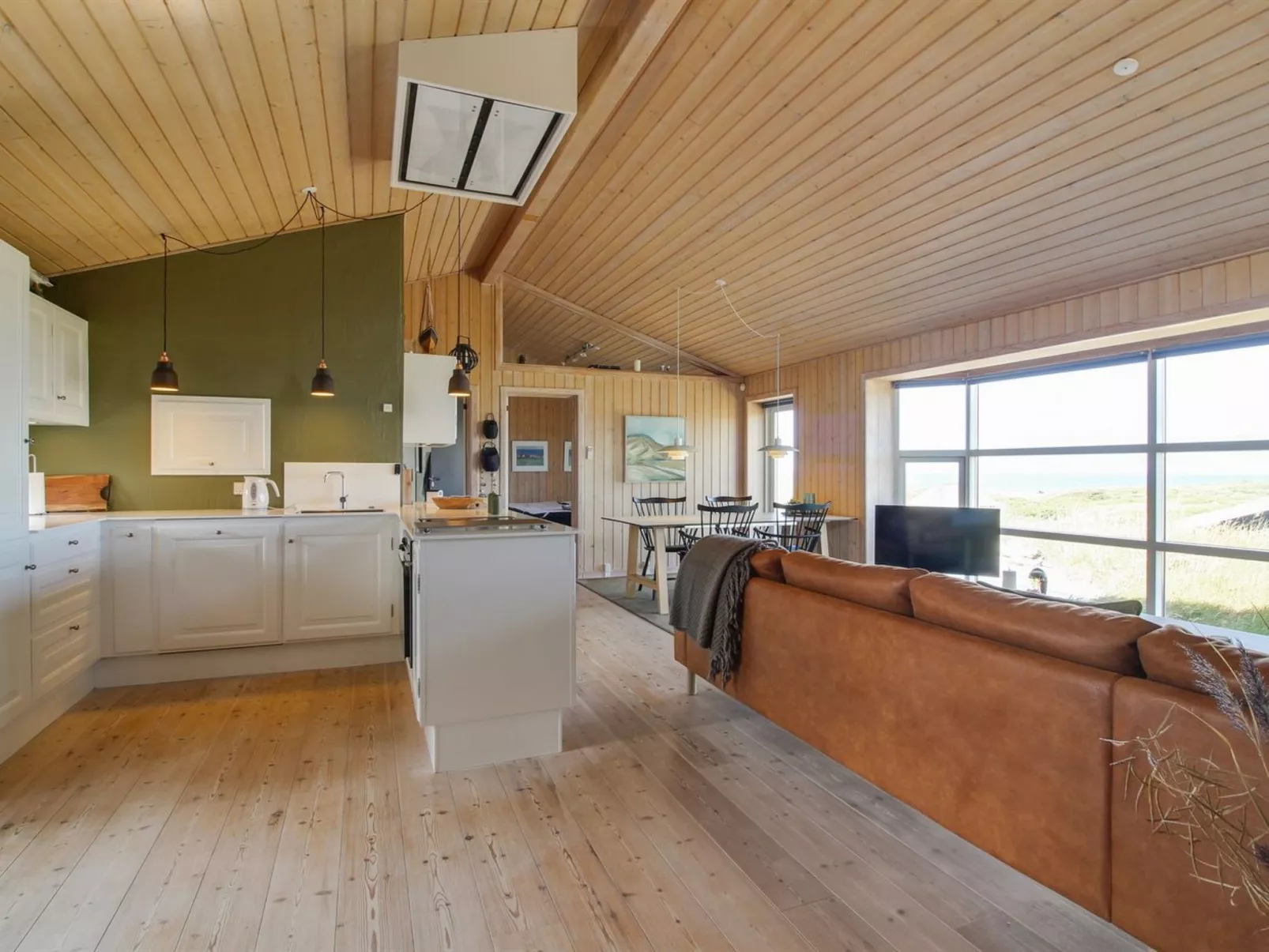 "Eelin" - 275m from the sea-Inside