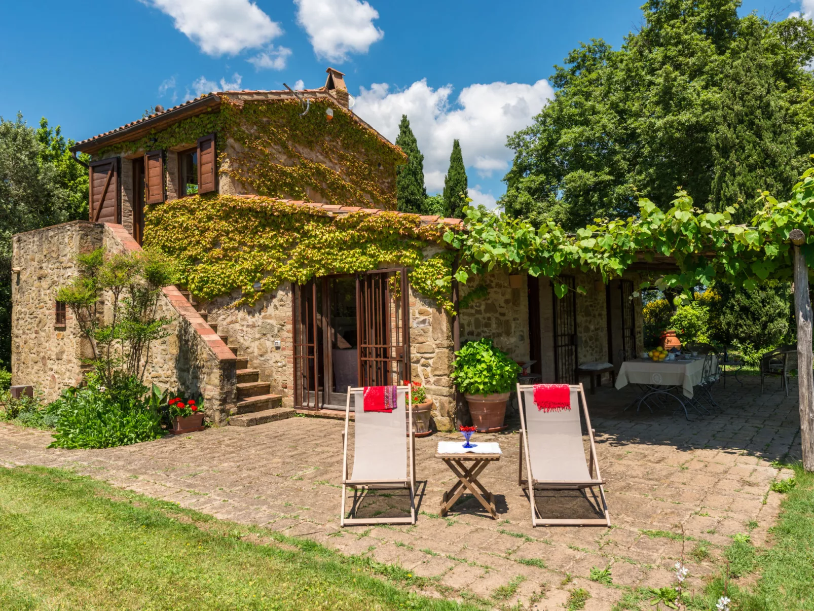 Ginestra-Draußen