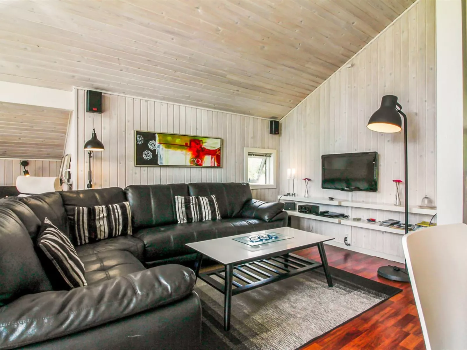 "Truls" - 800m from the sea-Inside