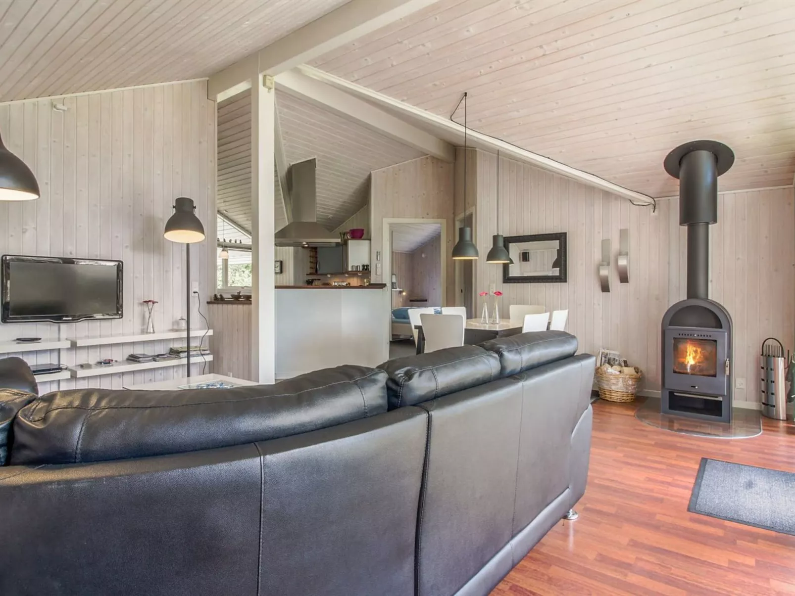 "Truls" - 800m from the sea-Inside