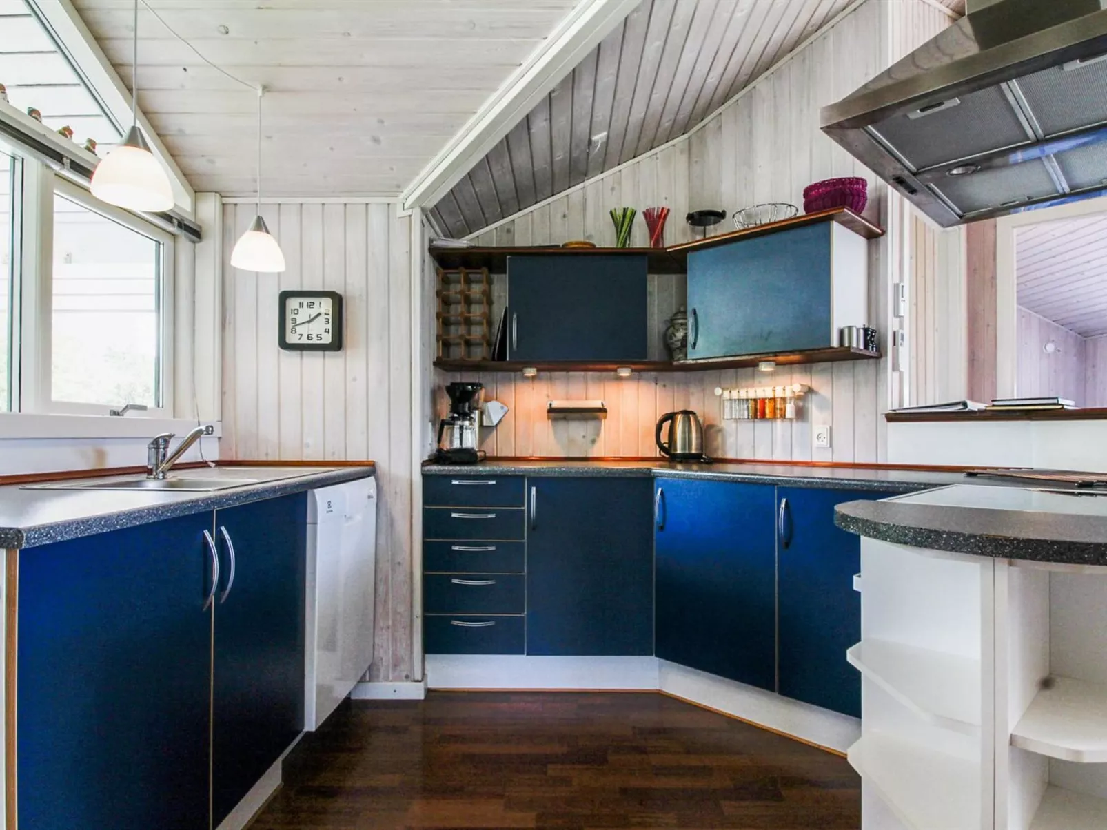 "Truls" - 800m from the sea-Inside