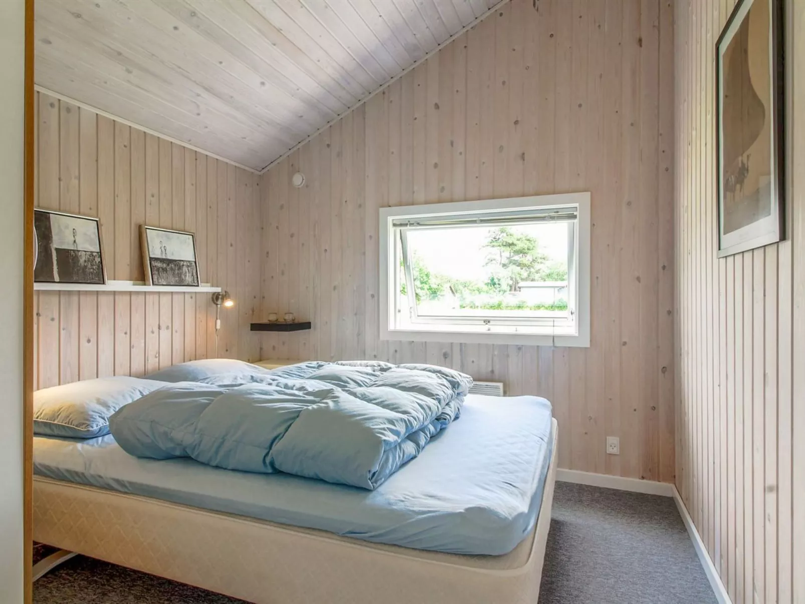 "Truls" - 800m from the sea-Inside