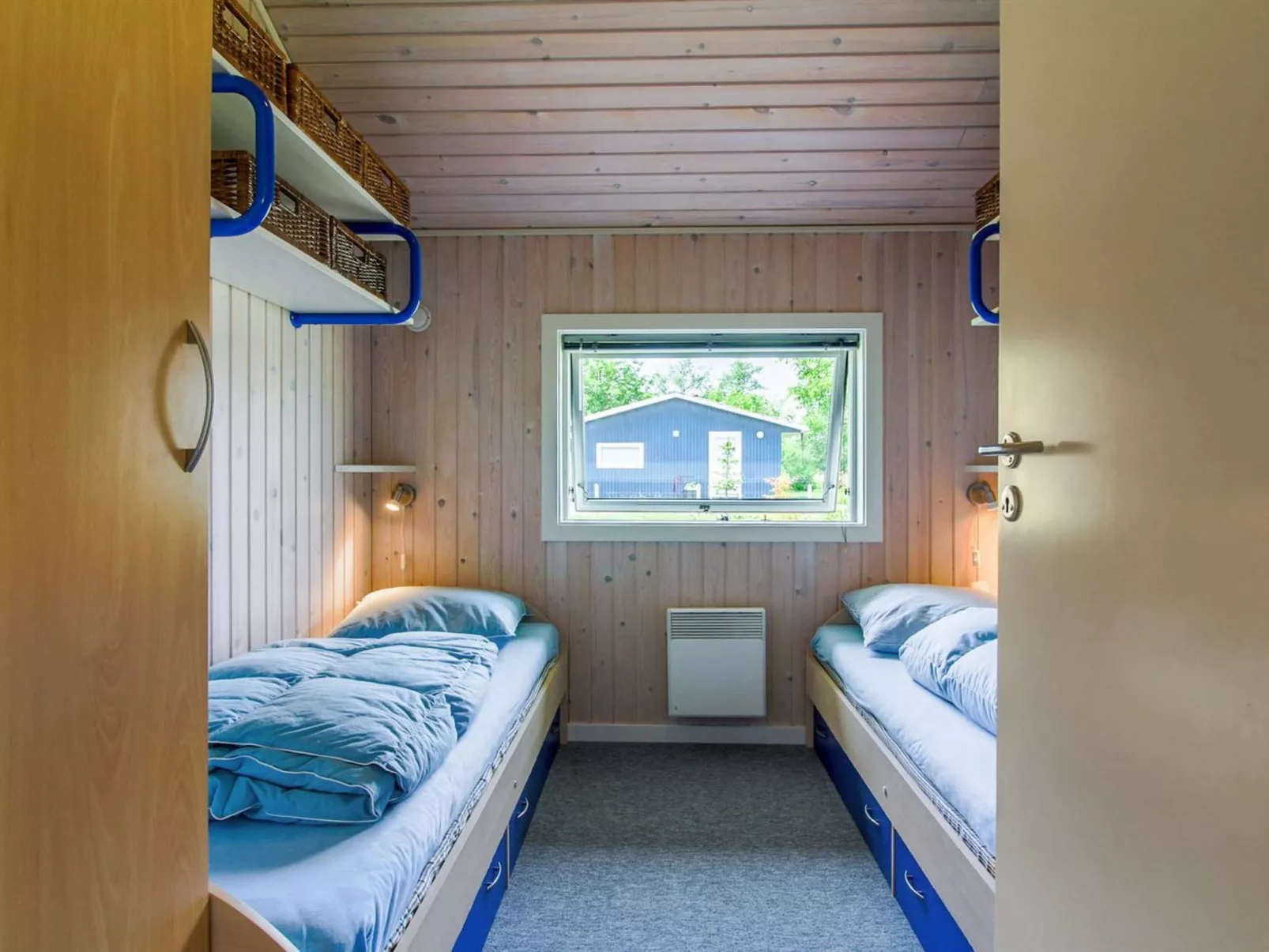 "Truls" - 800m from the sea-Inside
