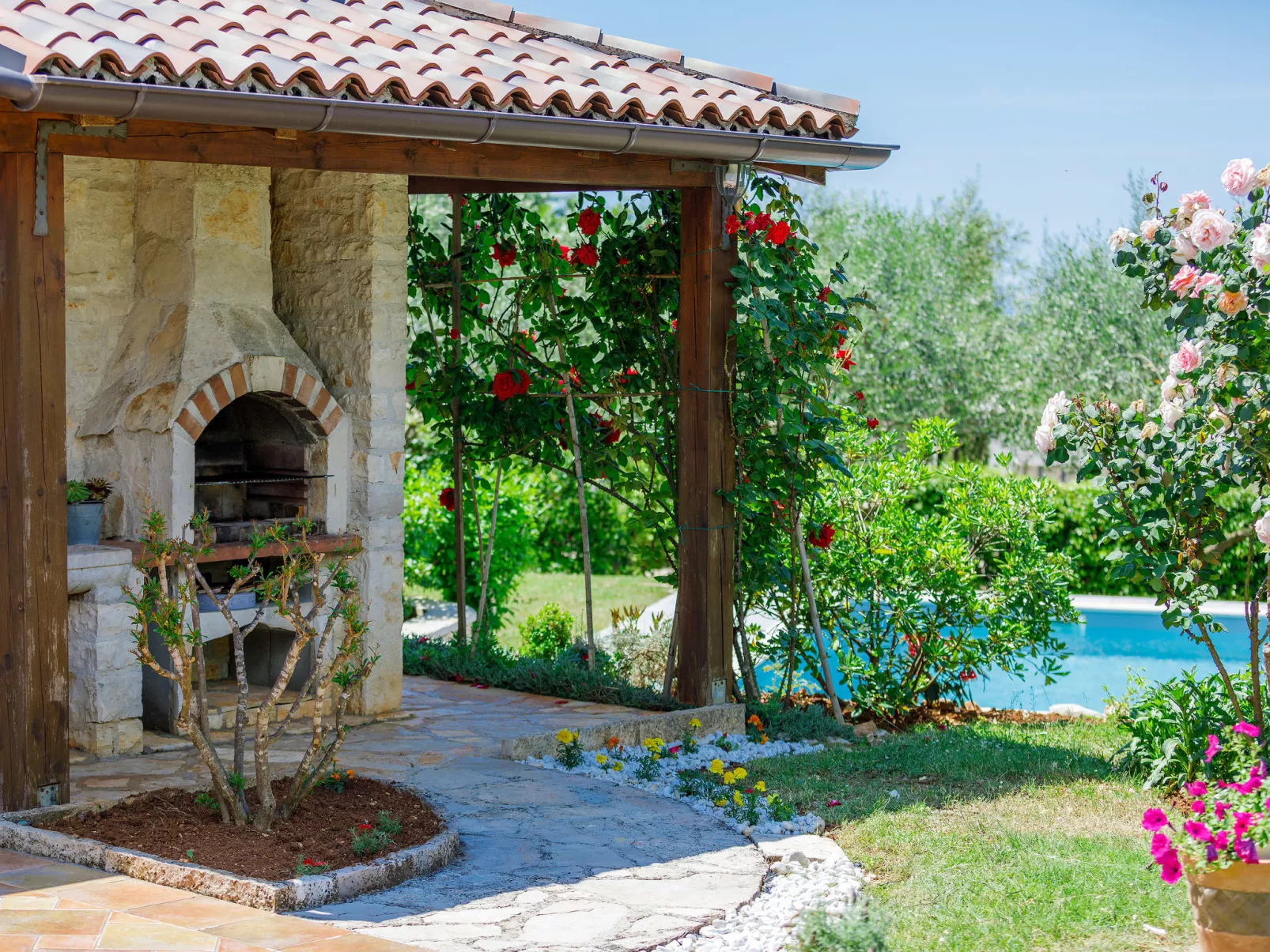 Villa Dina-Outside