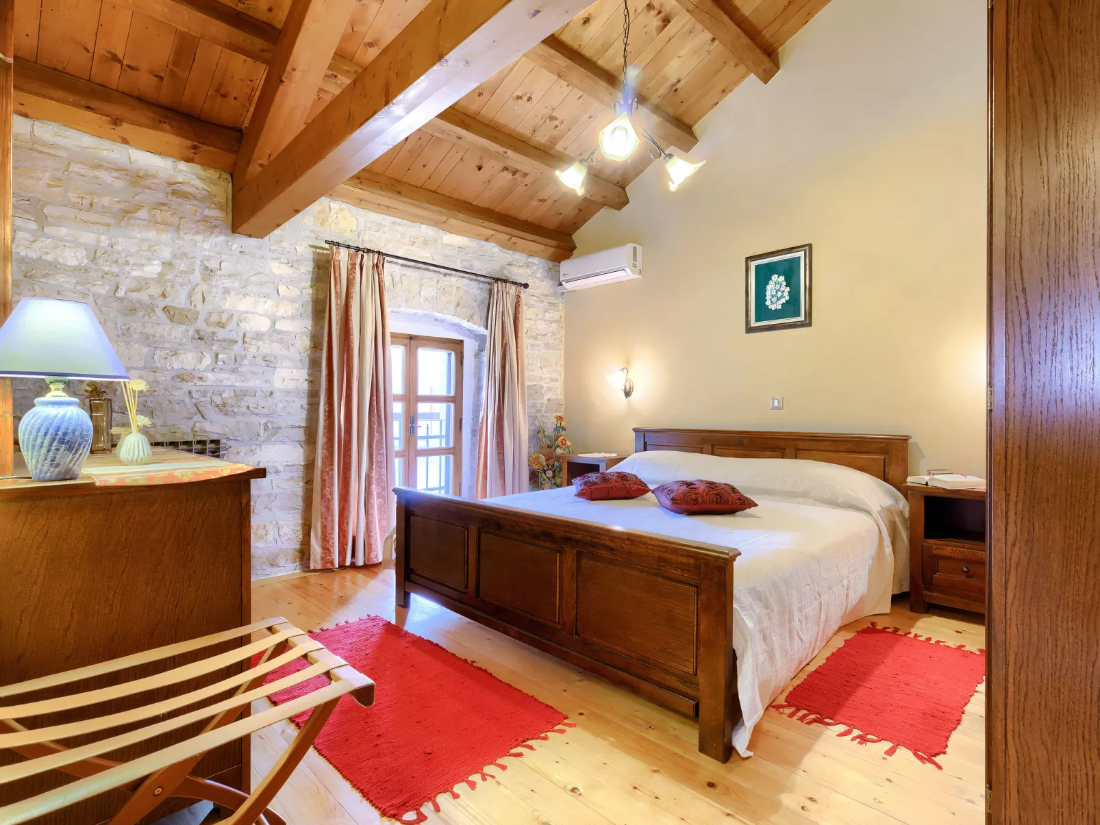 Villa Dina-Inside