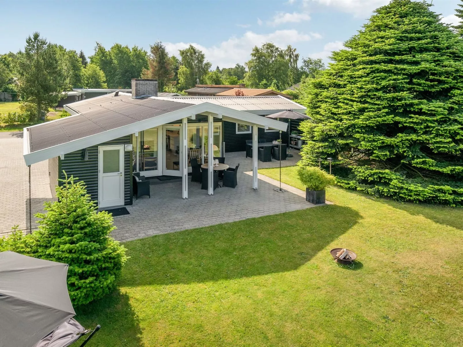 "Allaine" - 500m from the sea-Outside