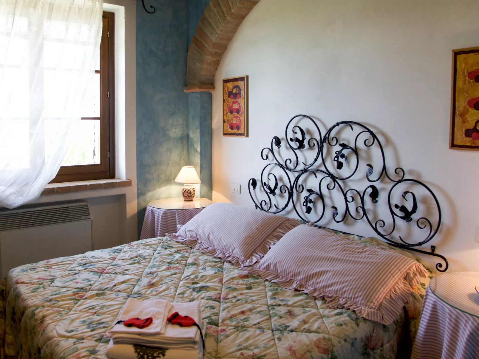 Roseto-Inside