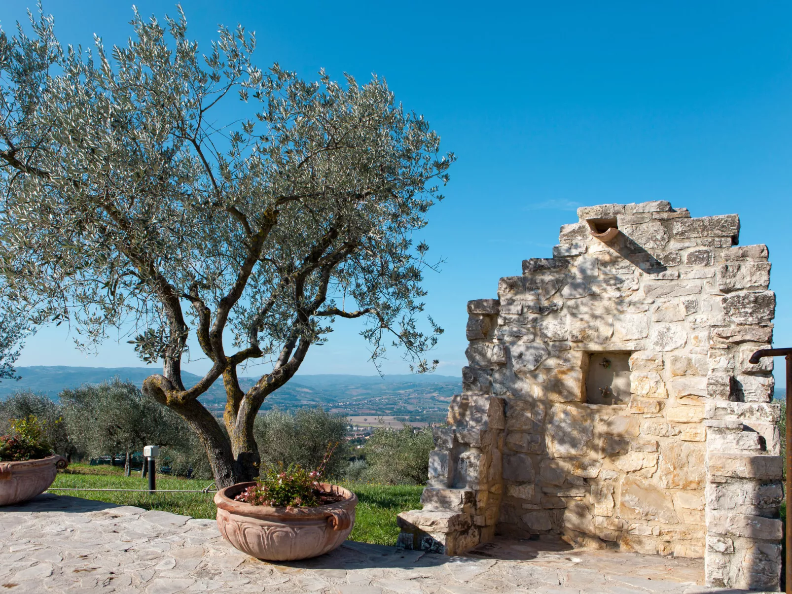 Roseto-Outside