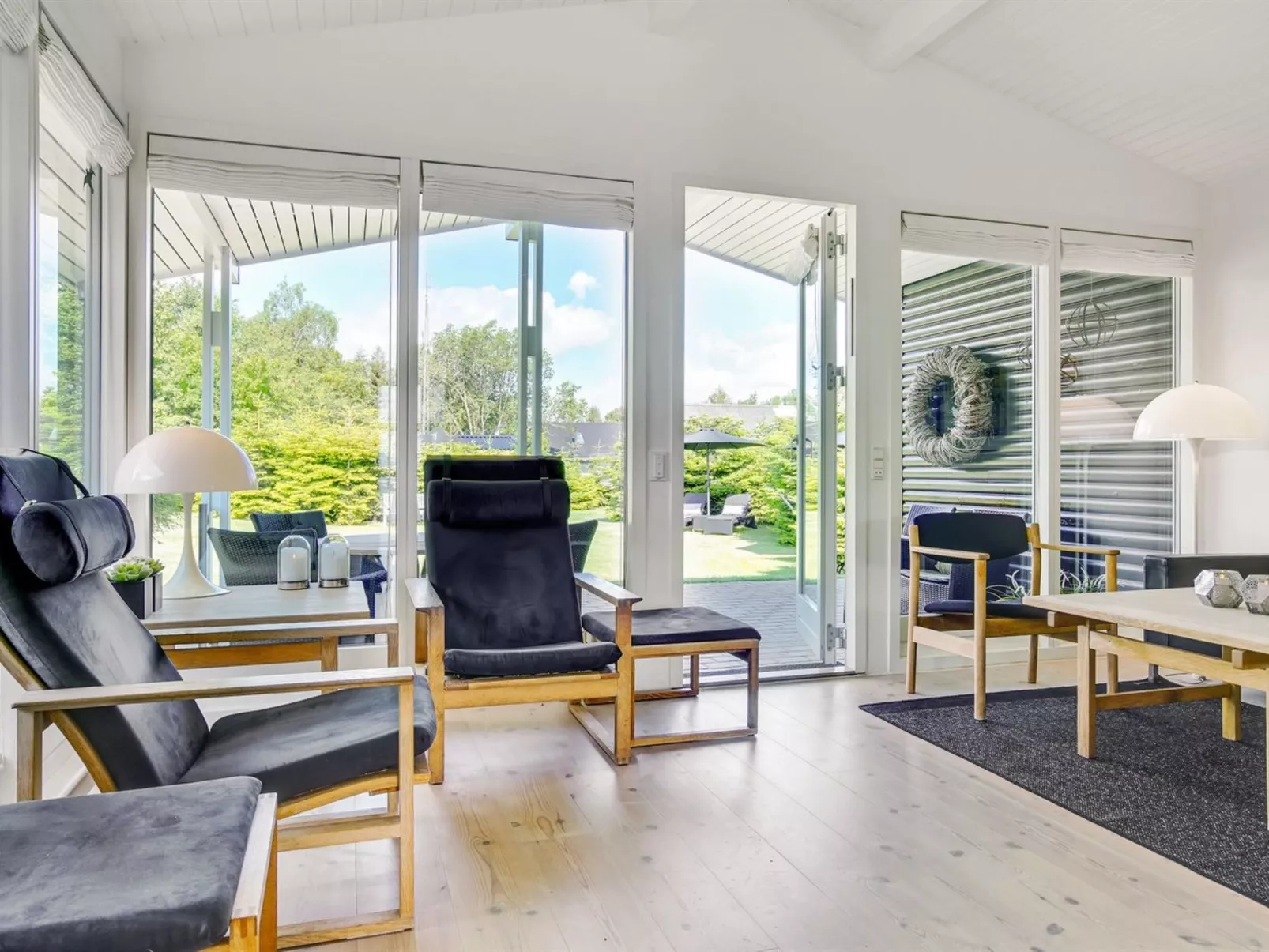 "Allaine" - 500m from the sea-Inside