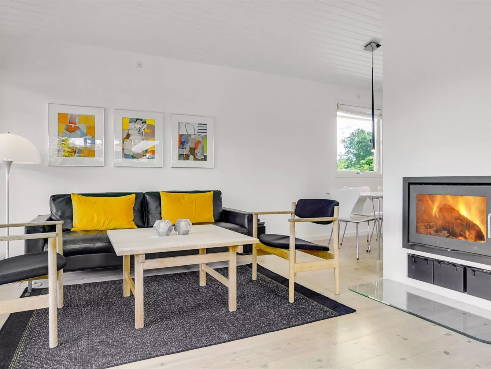 "Allaine" - 500m from the sea-Inside