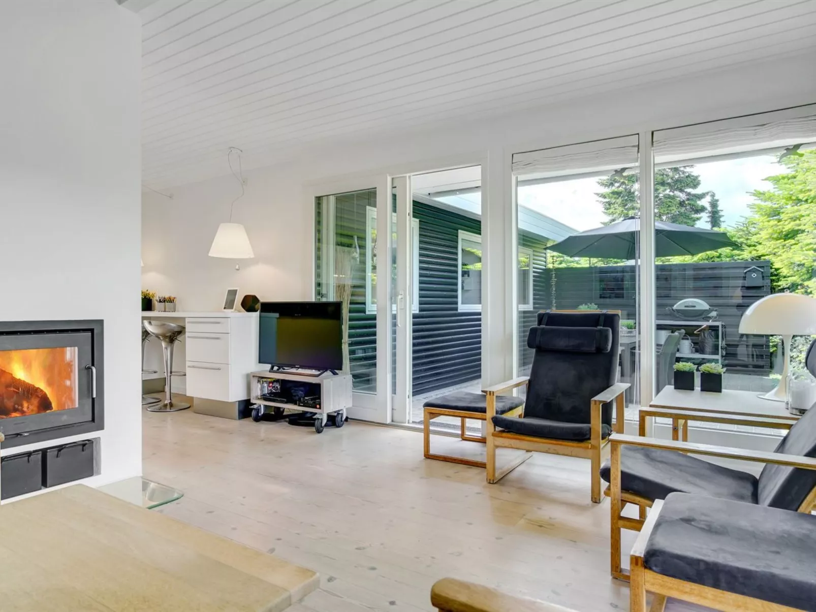 "Allaine" - 500m from the sea-Inside