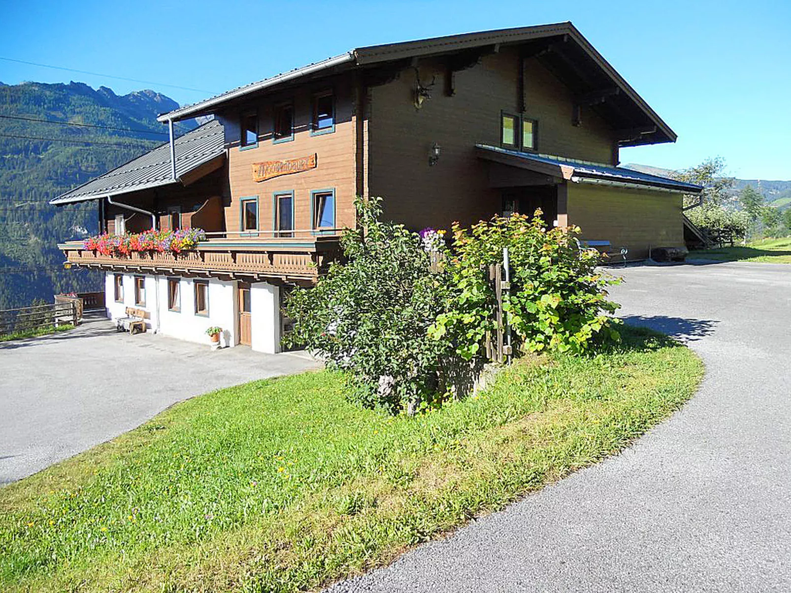 Moosen (NKI210)-Outside