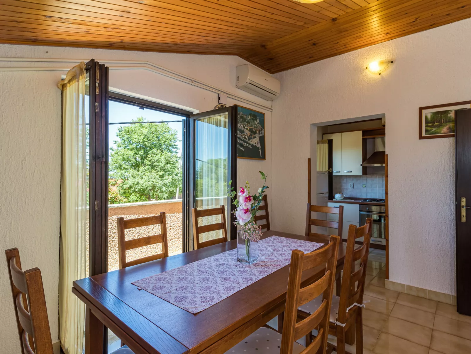 Villa San Giacomo-Inside