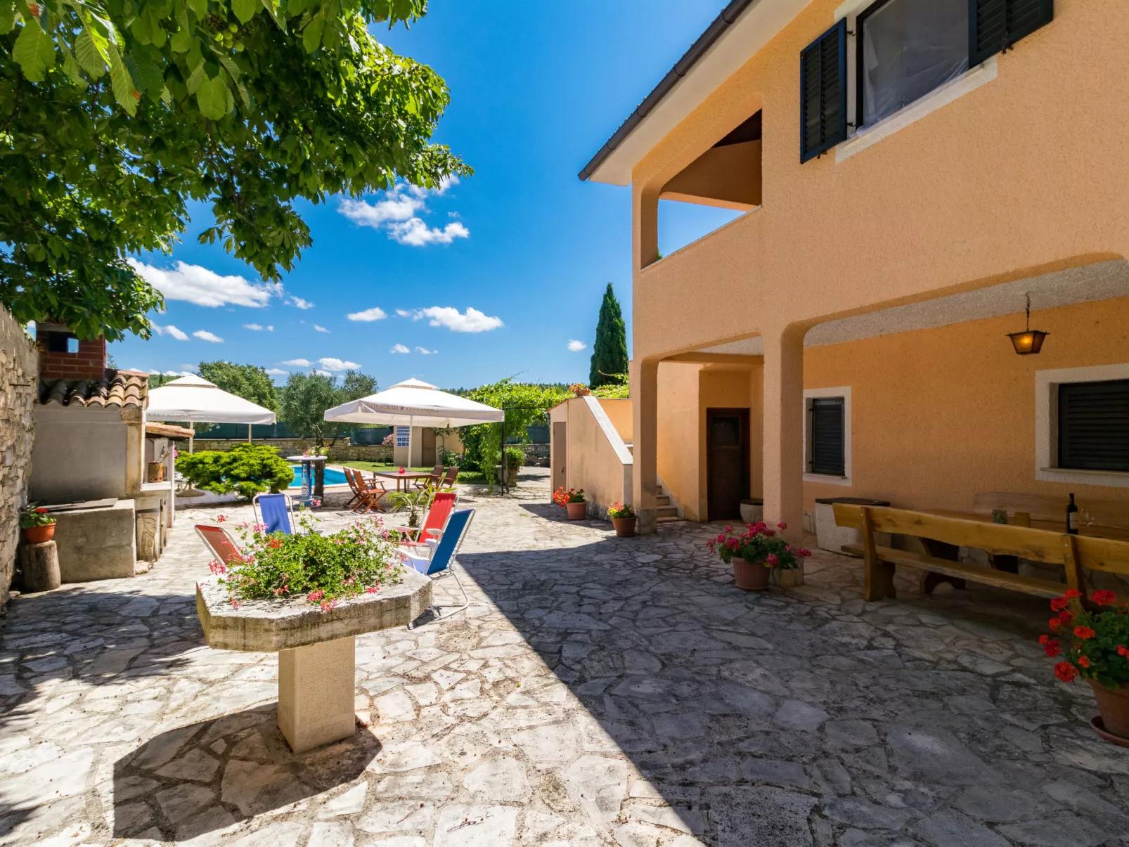 Villa San Giacomo-Outside