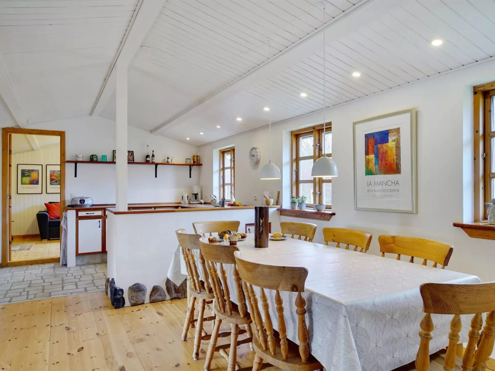 "Ilena" - 16.3km from the sea-Inside