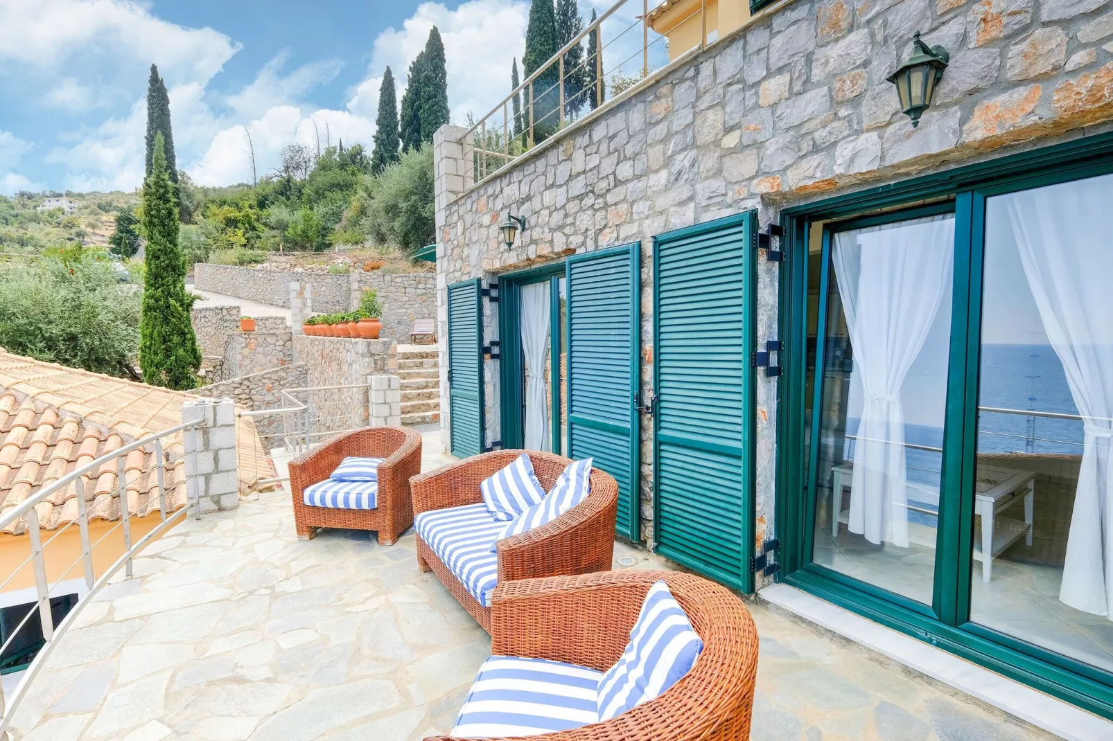 Villa Salvador Dali-Terrace balcony