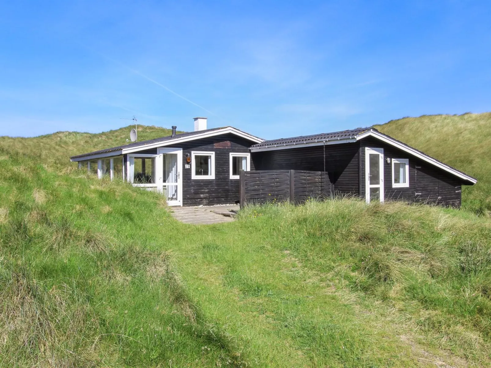 "Fromer" - 50m from the sea-Outside