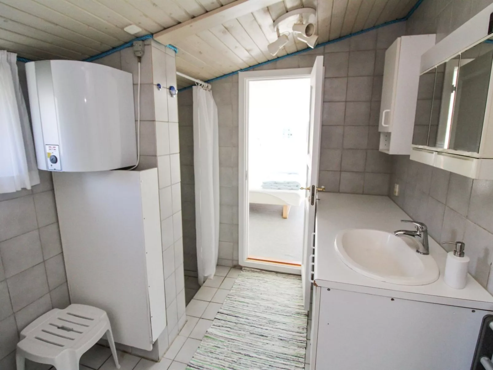 "Fromer" - 50m from the sea-Inside