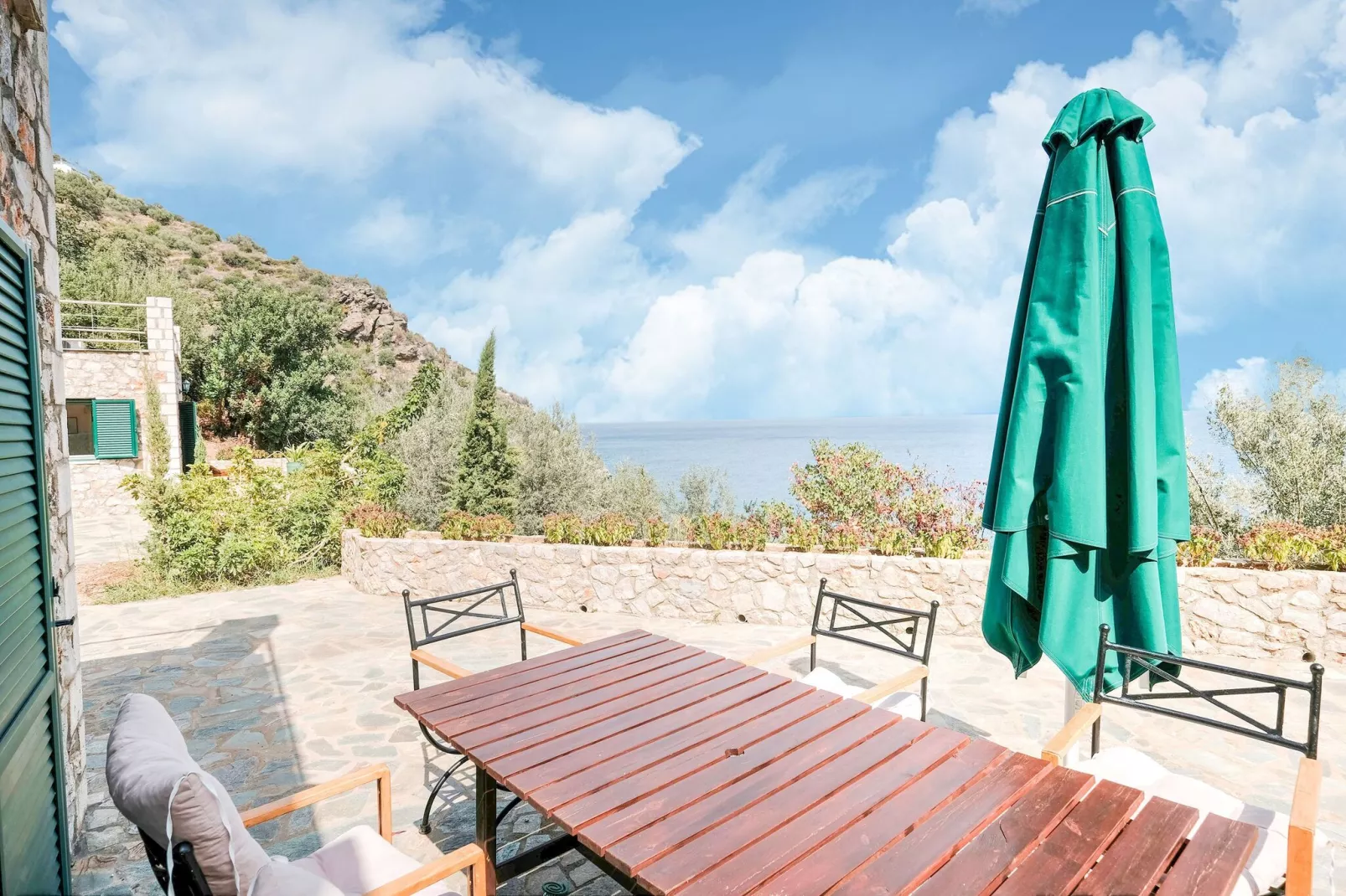 Villa Salvador Dali-Terrace balcony