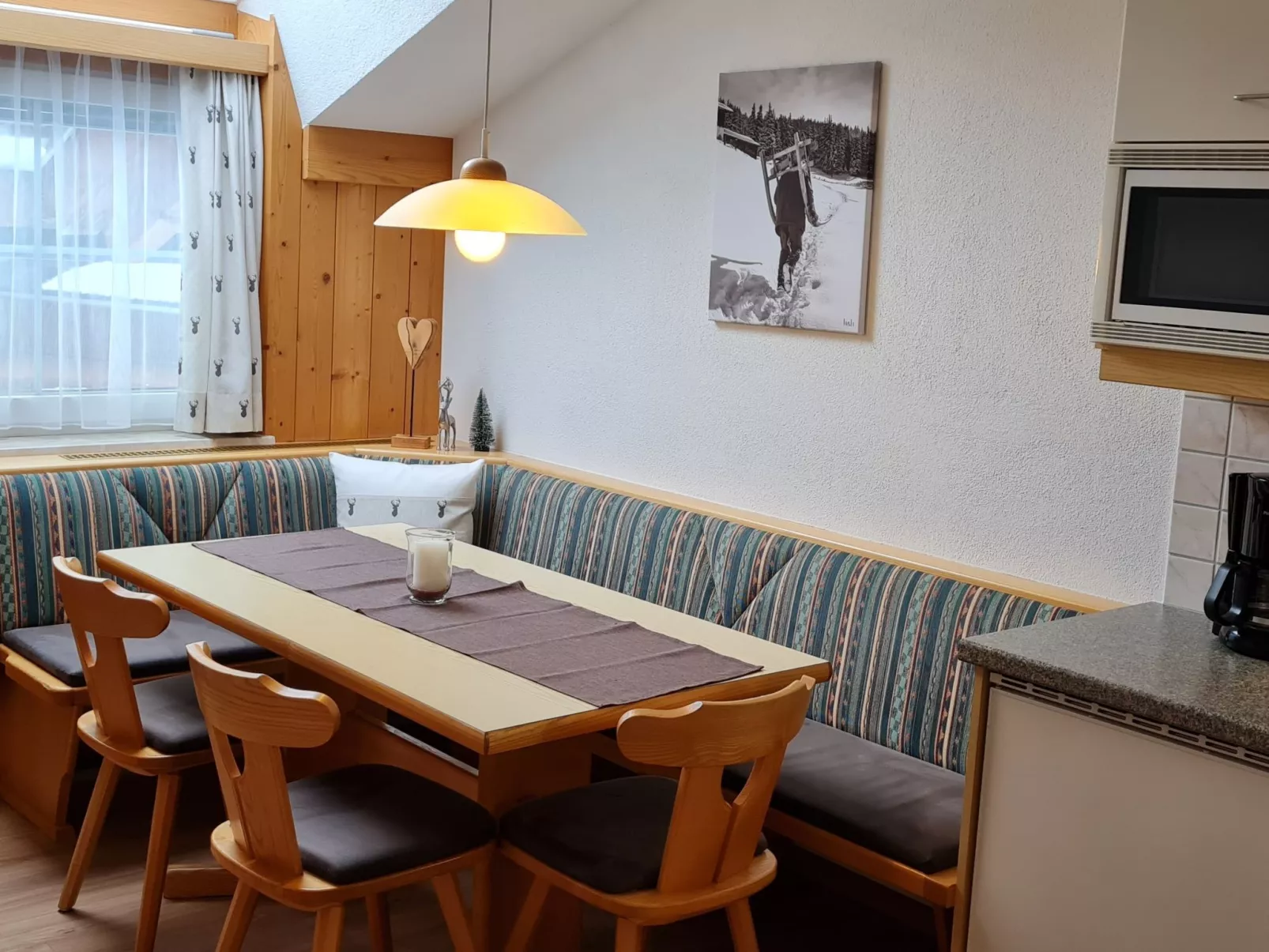 Walch-Inside