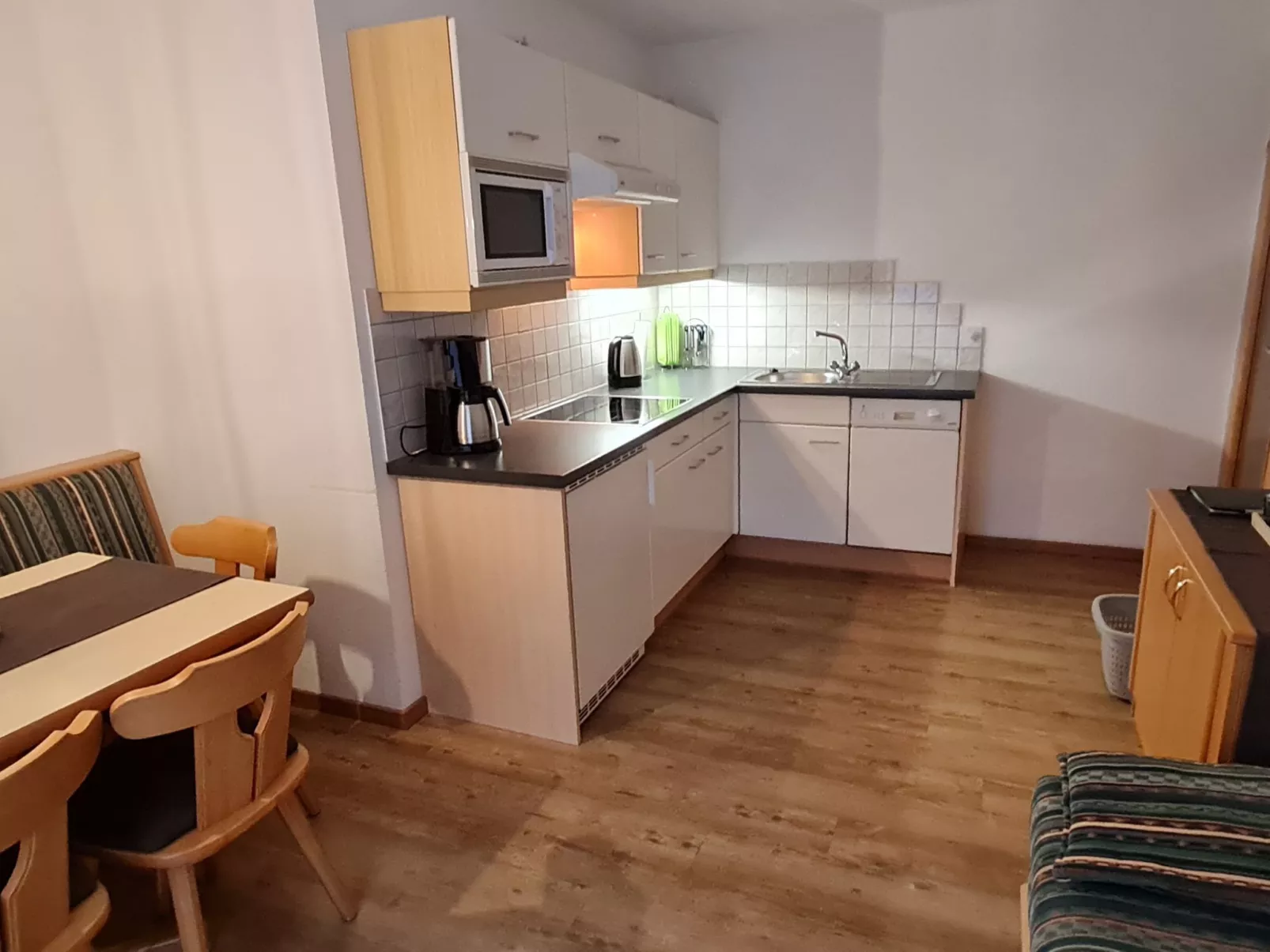 Walch-Inside