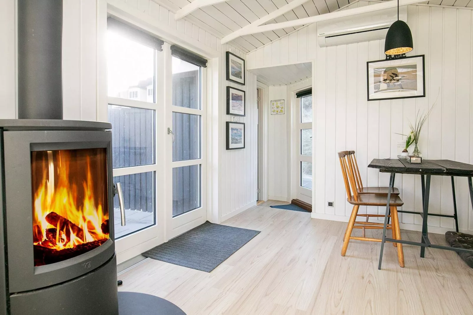 Seaside Sanctuary in Lokken-By Traum-Indoor