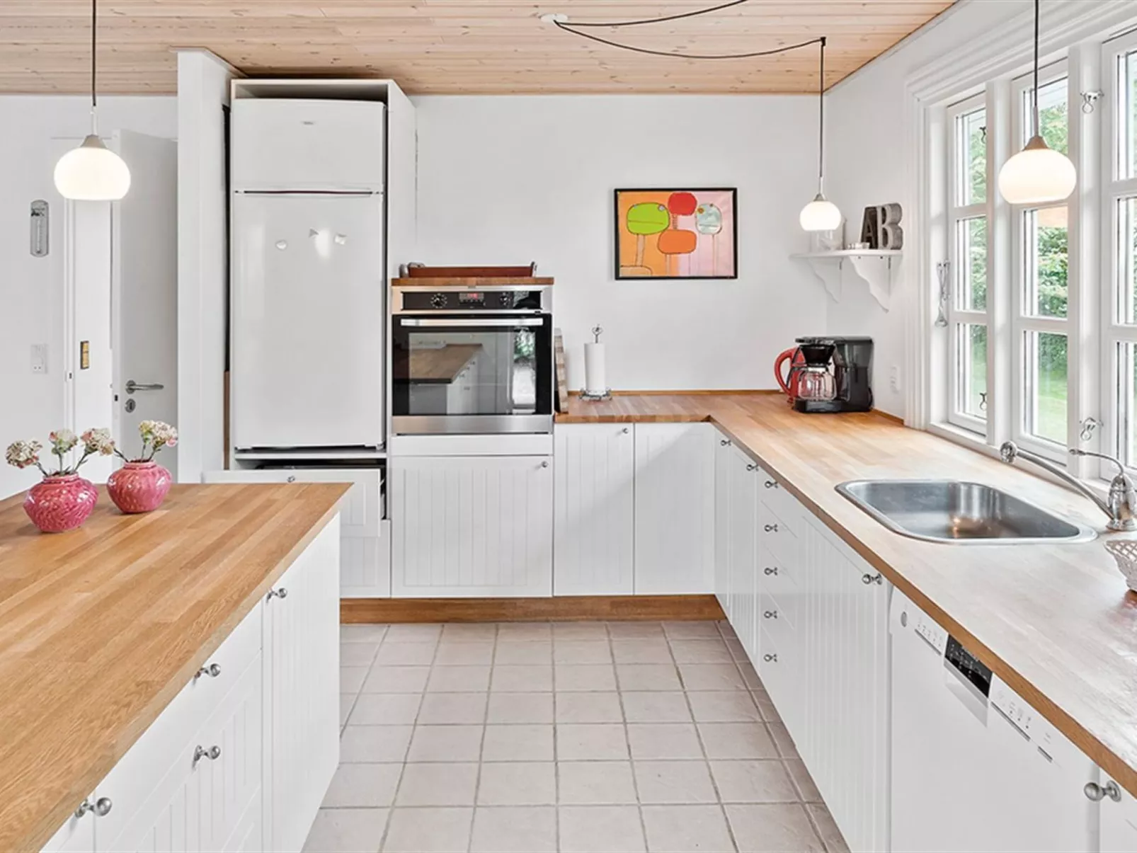 "Skrolan" - 200m from the sea-Drinnen