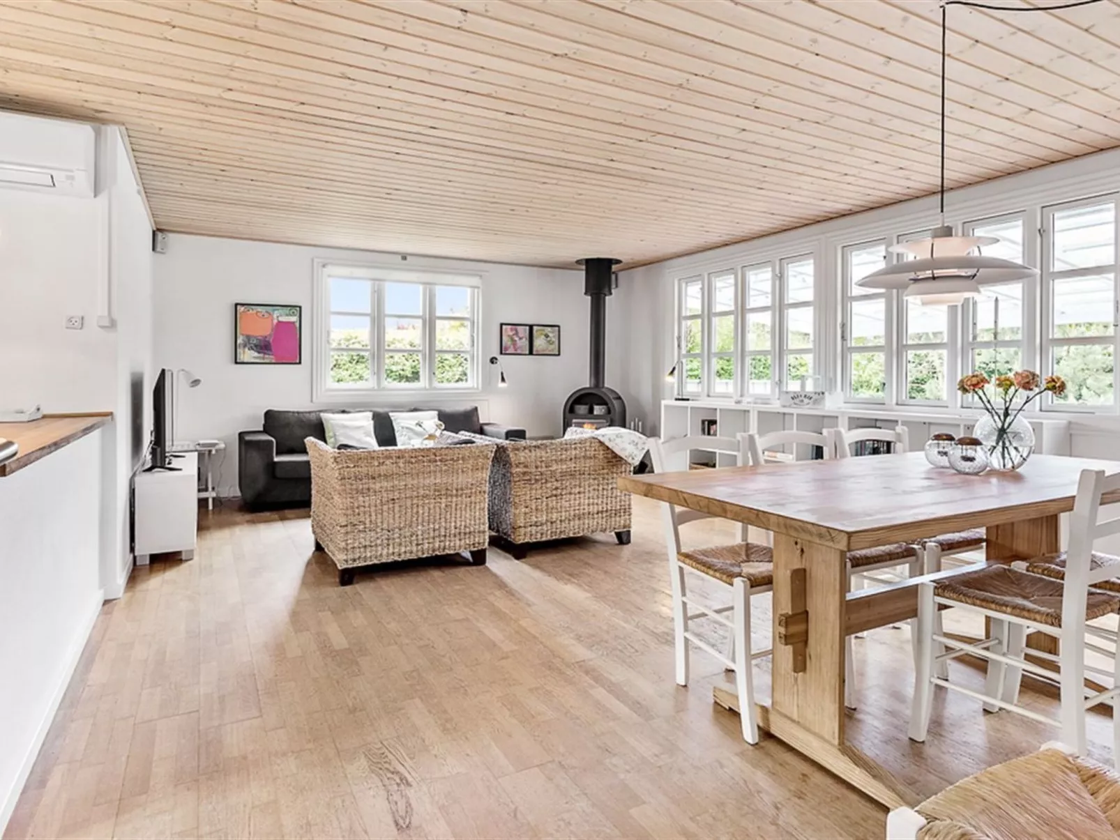 "Skrolan" - 200m from the sea-Drinnen