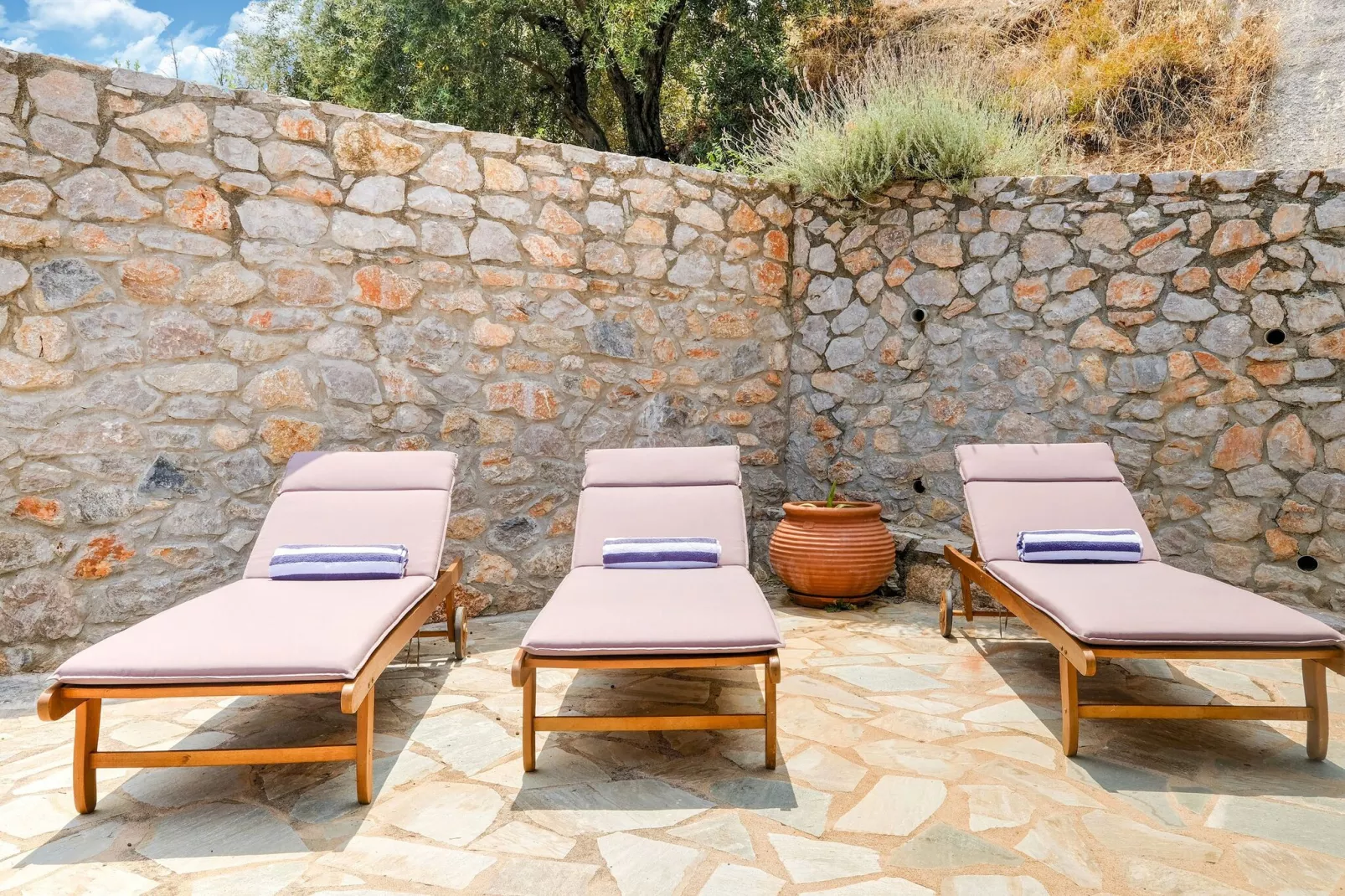 Villa Salvador Dali-Terrace balcony