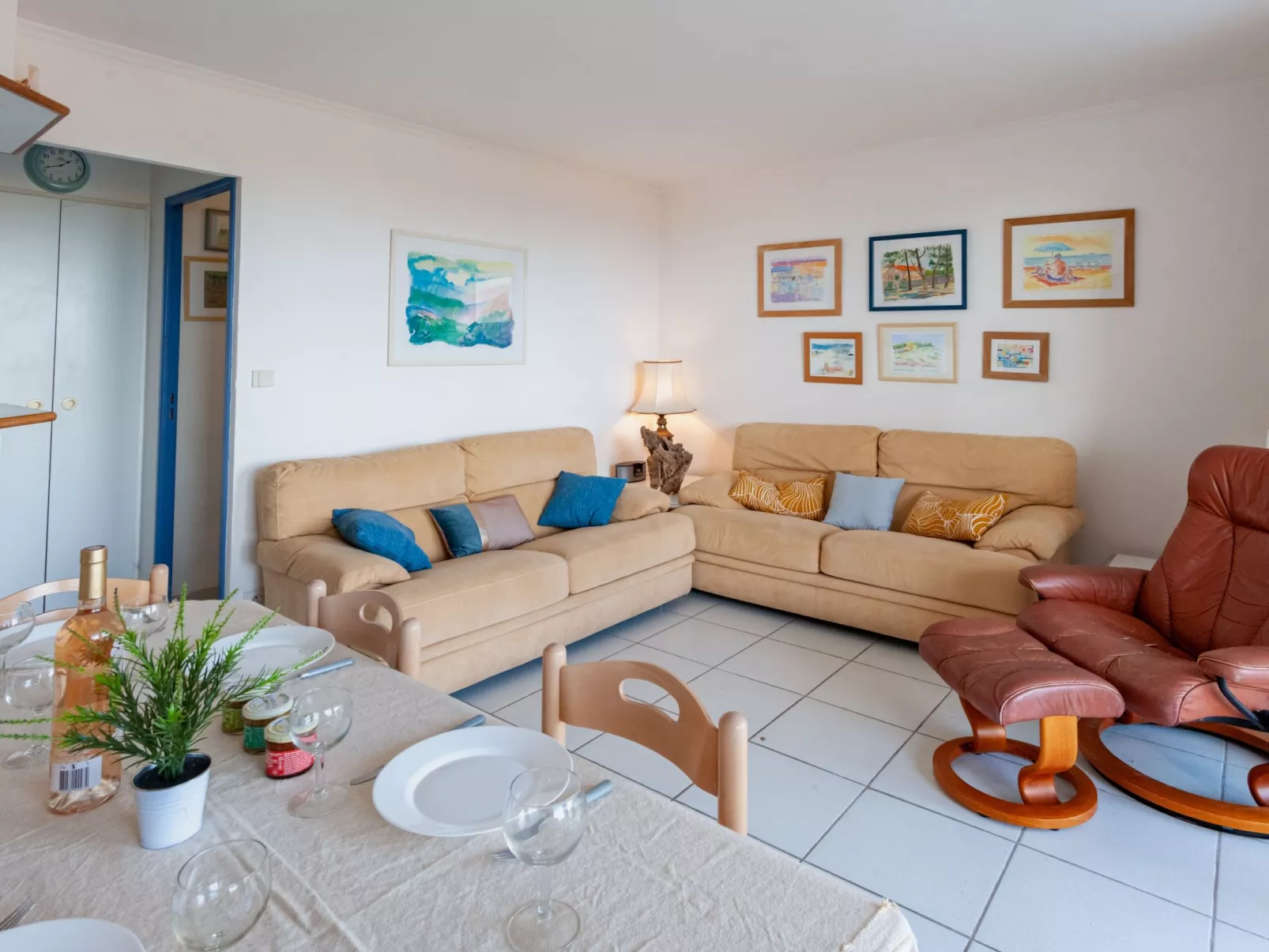 Les Bastides (O5 018)-Dedans