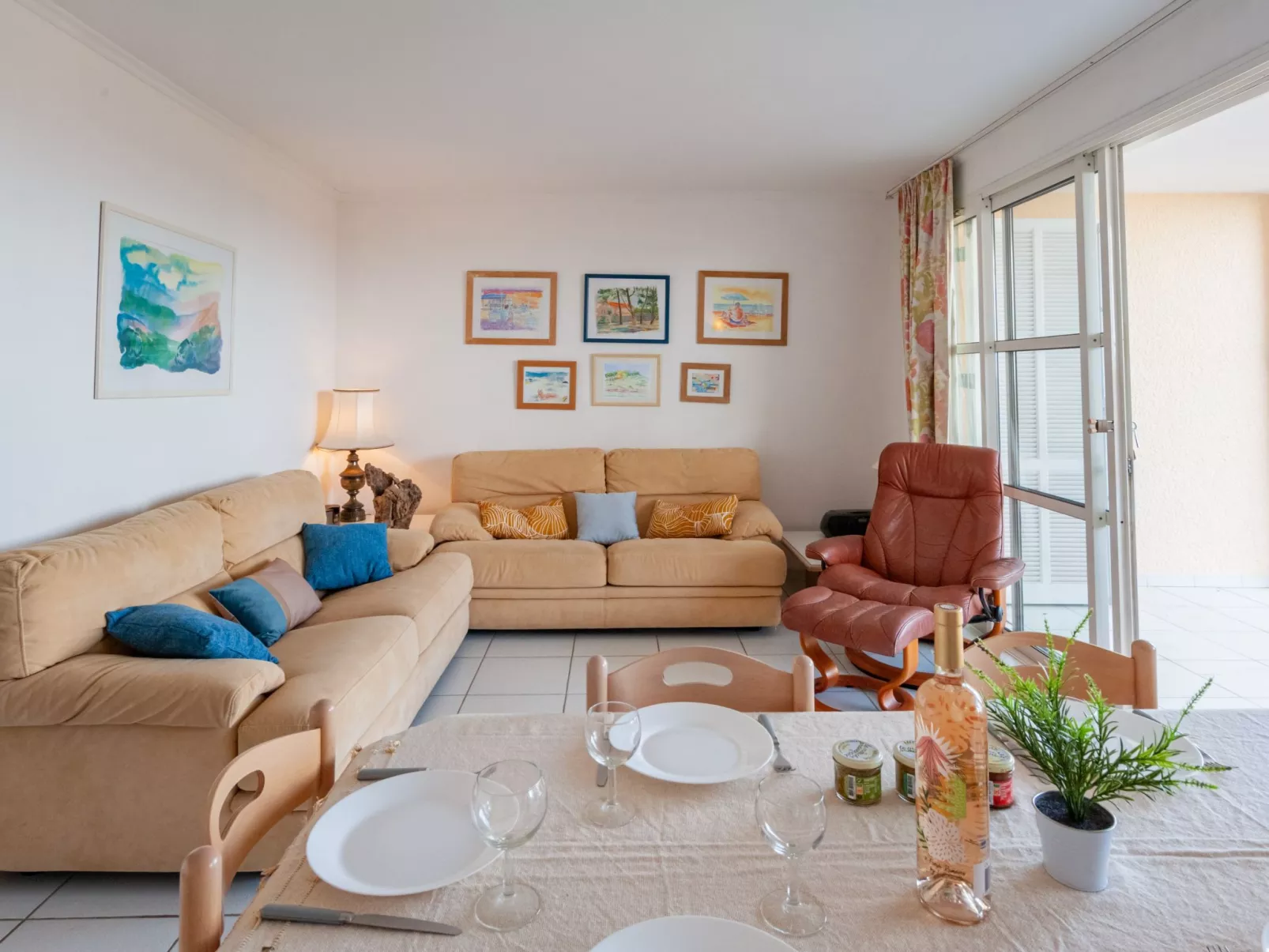 Les Bastides (O5 018)-Dedans
